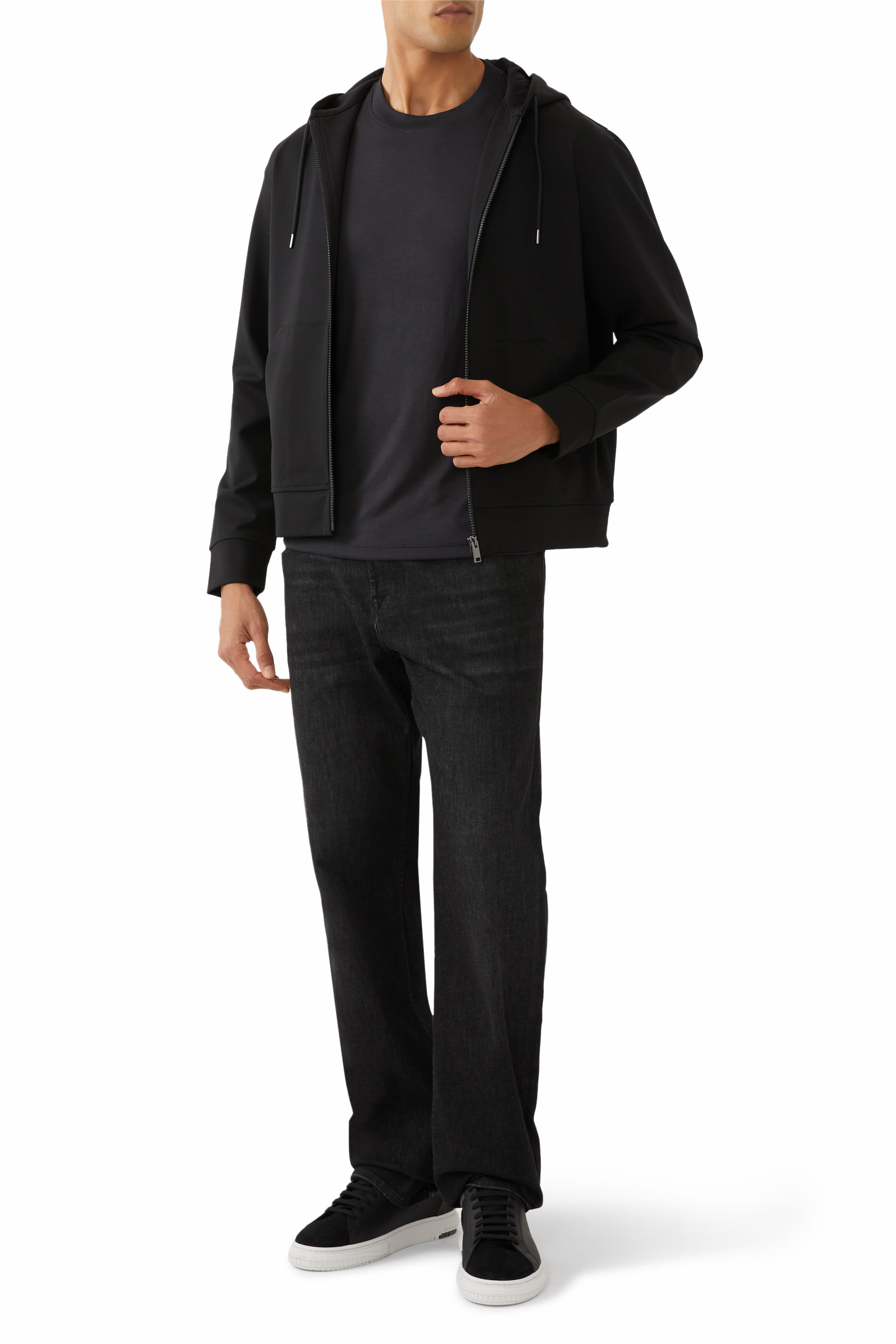 تيشيرت إسنشالز