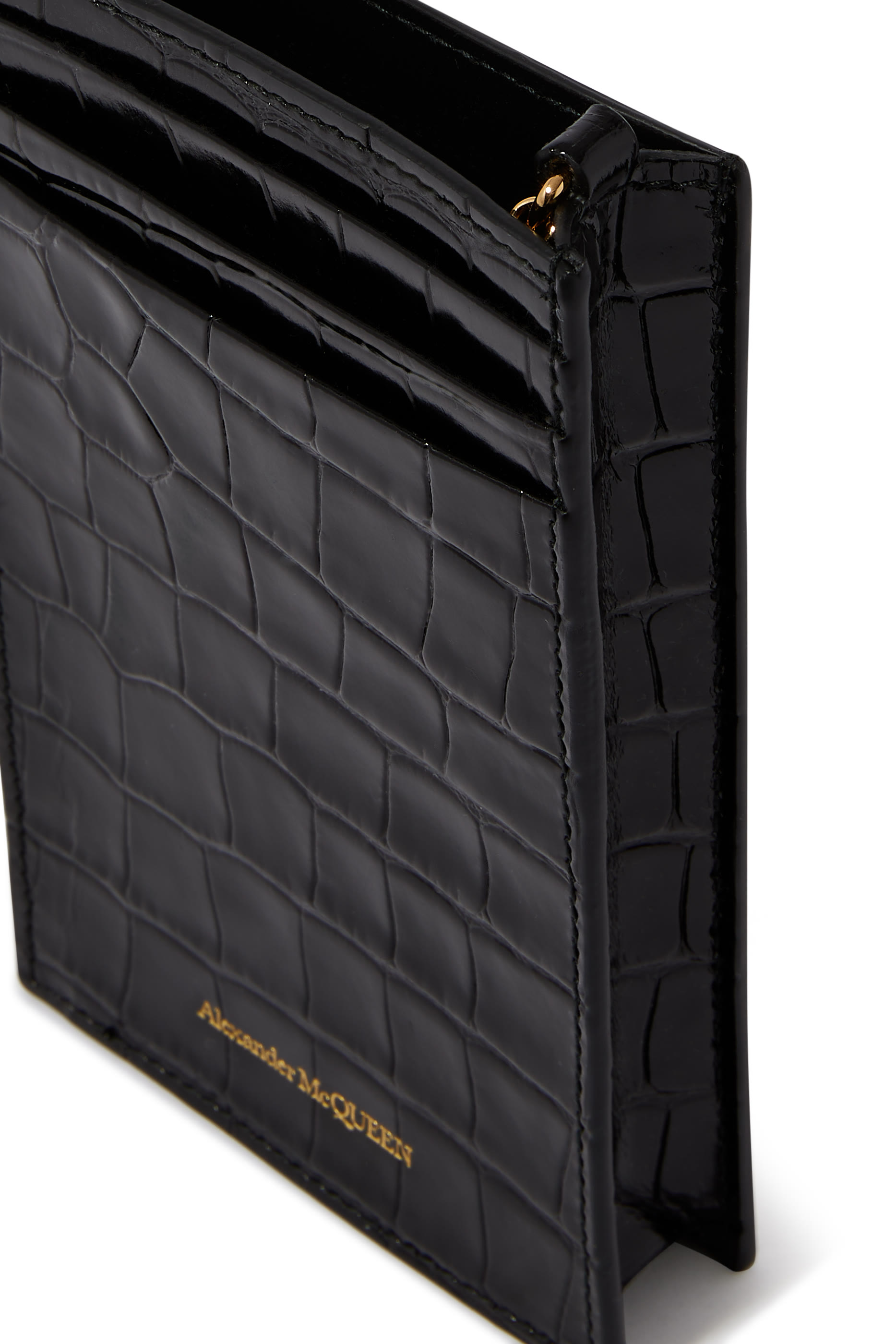 حافظة هاتف جلد بنقشة جلد التمساح وحلية بشكل جمجمة