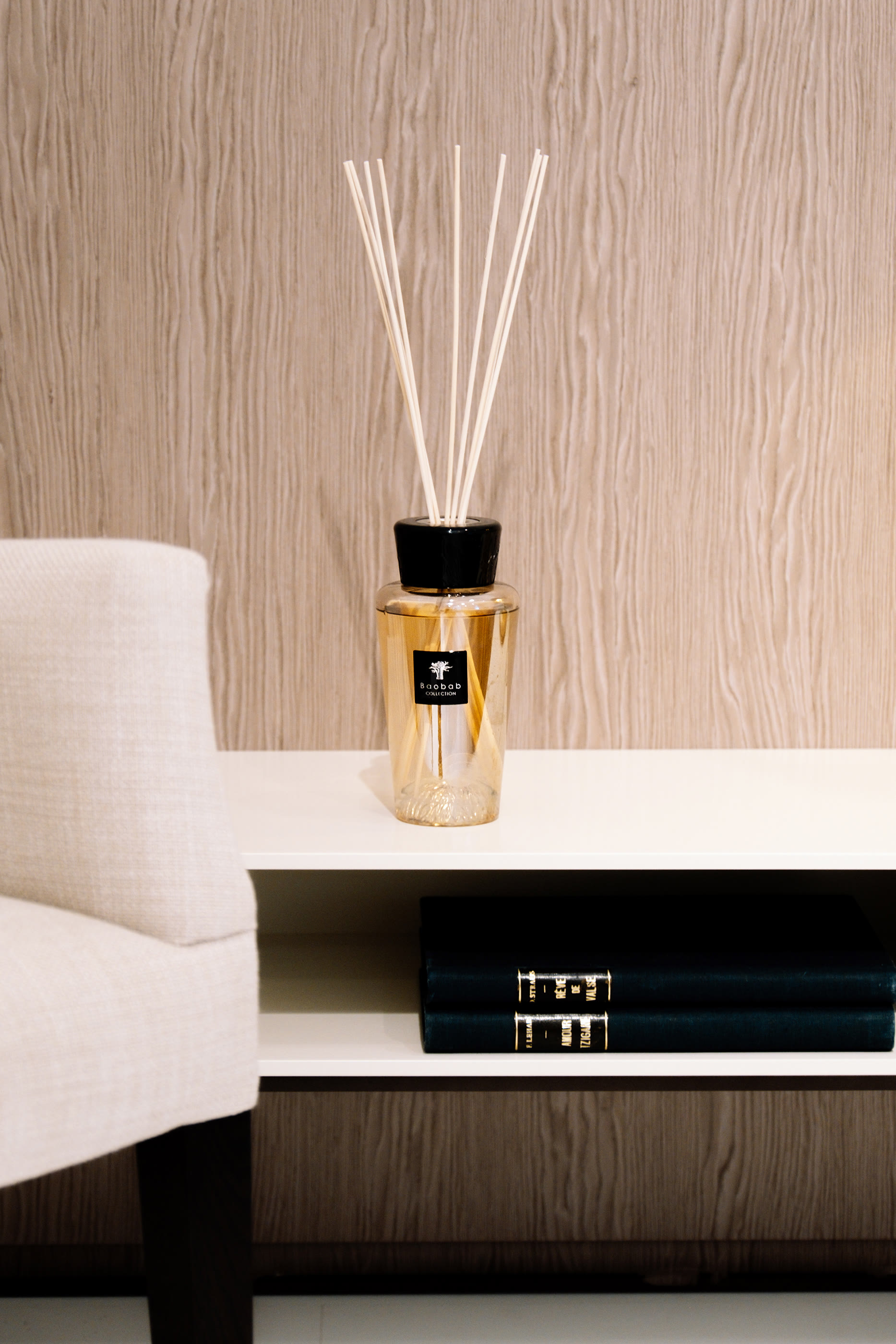 موزع عطر باو اول سيزنز زنزيبار سبايسز