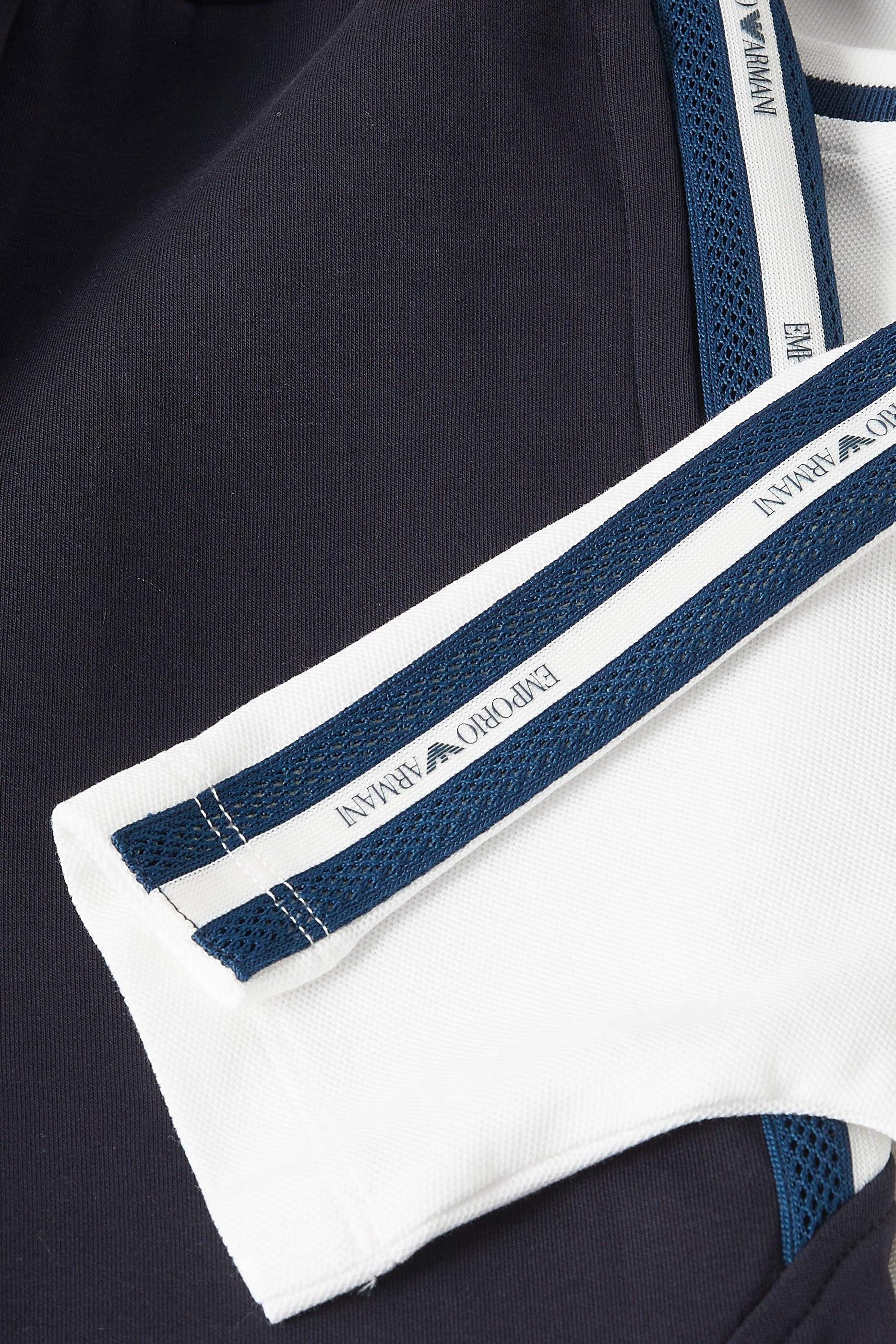 طقم شورت وتيشيرت للأطفال