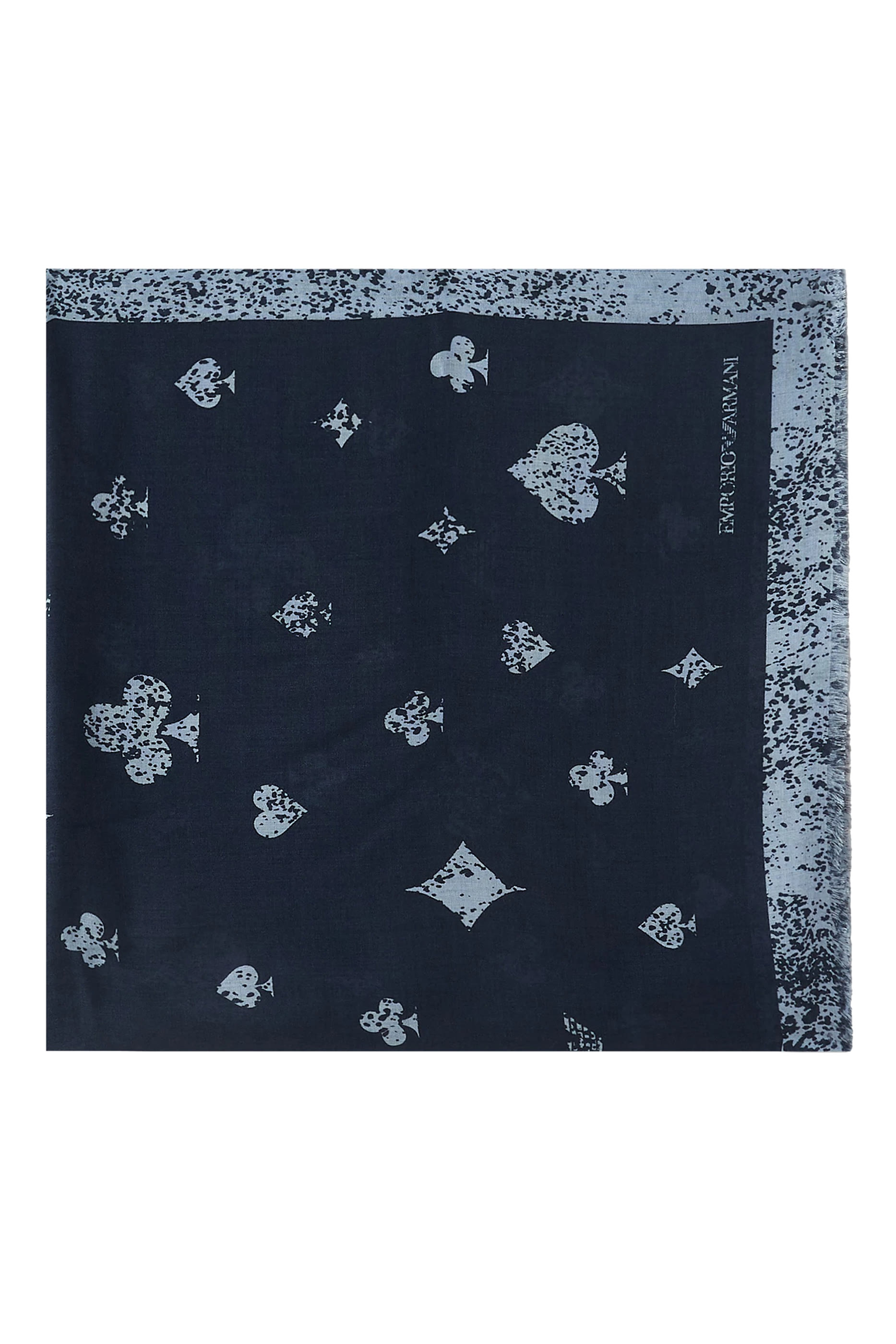 وشاح ببعة أوراق لعب