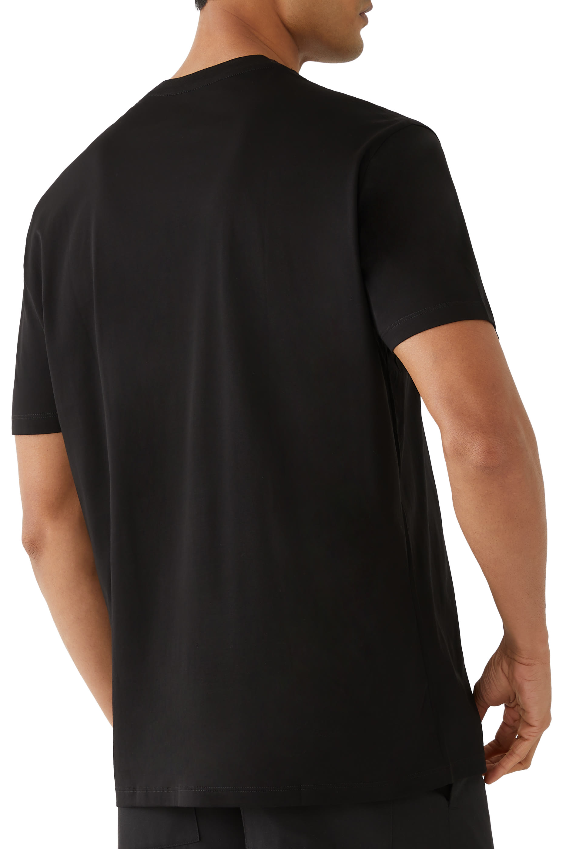 تيشيرت بقصة عادية إصدار ميلانو