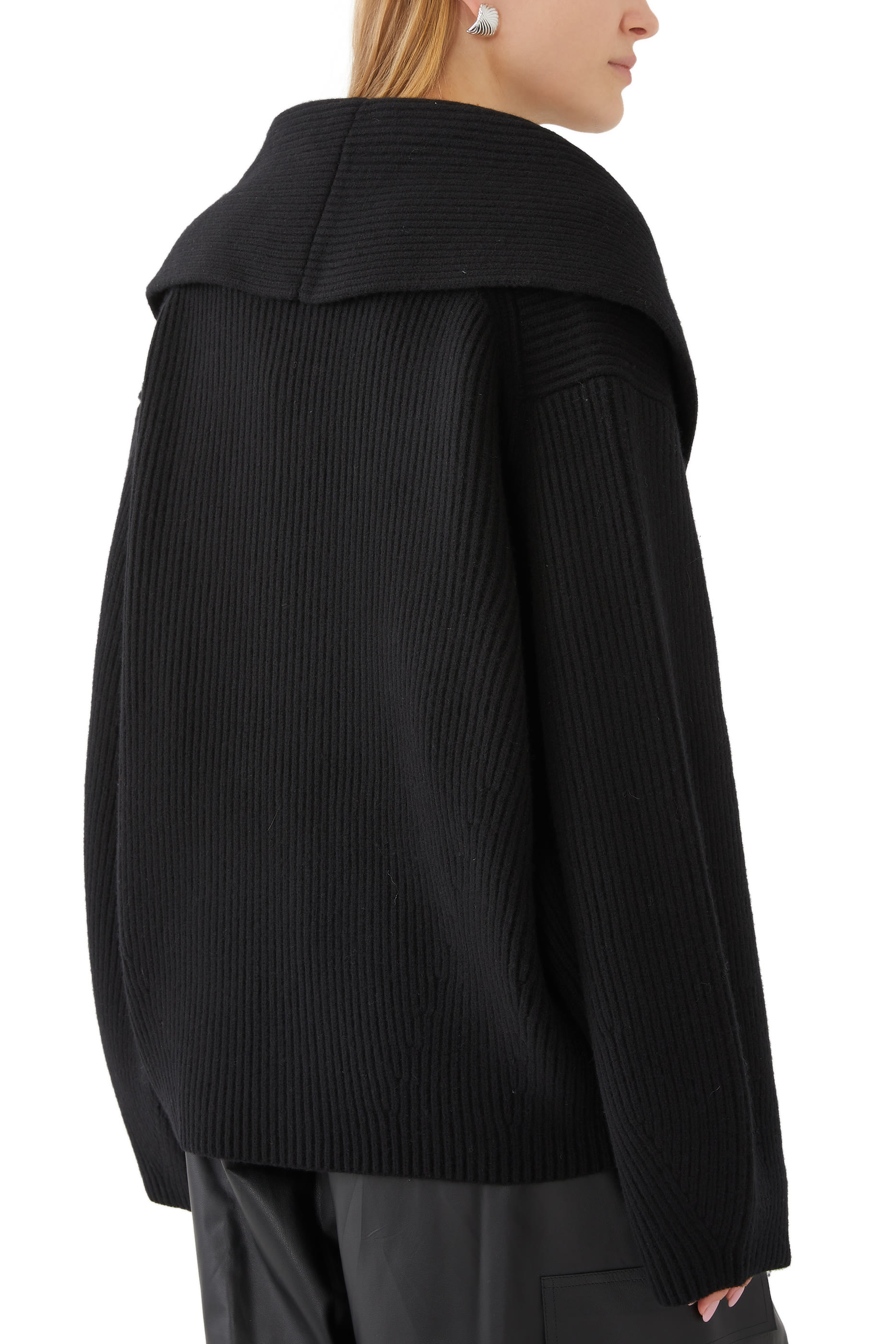 كارديجان بياقة وشاح