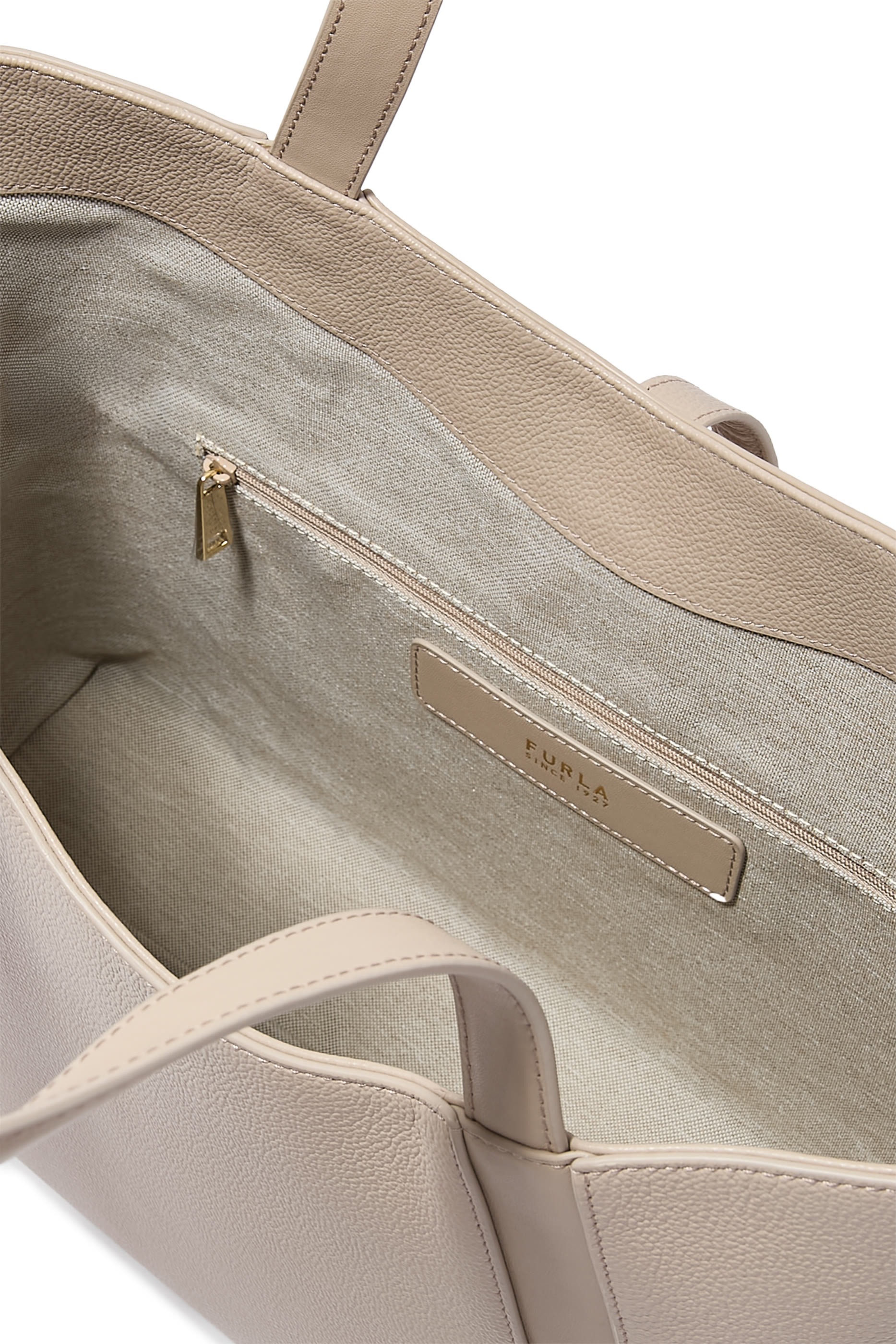 حقيبة يد غوتشيا كبيرة