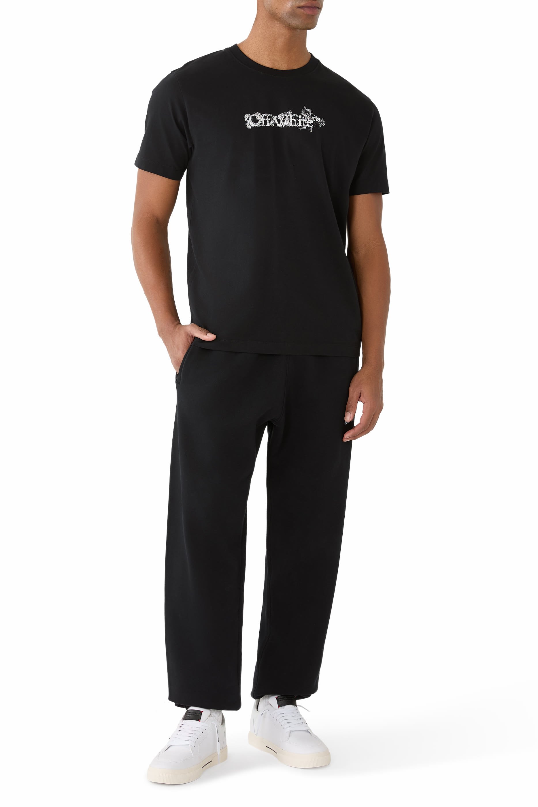 تيشيرت هيرالديك بقصة ضيقة بشعار السهم