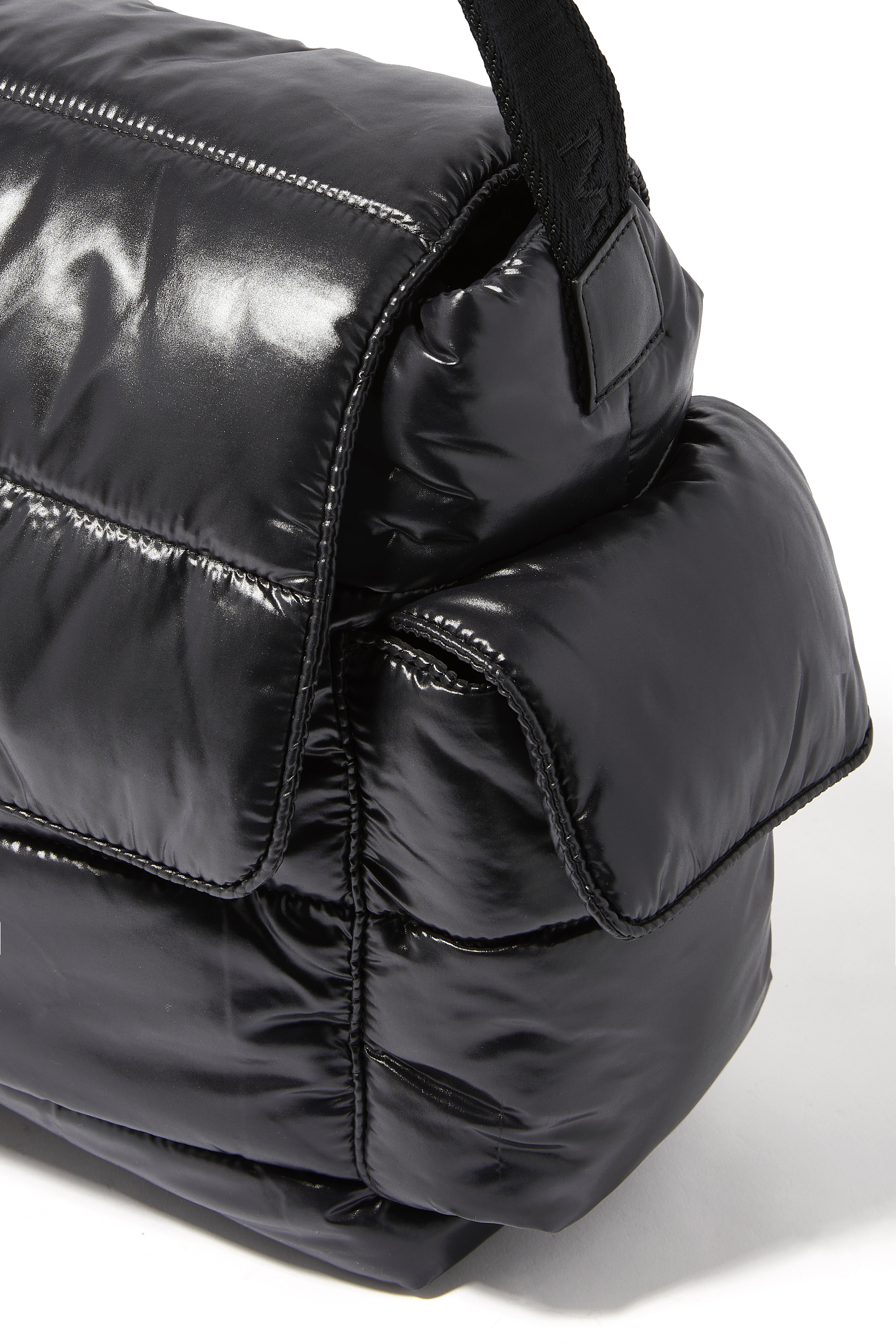 حقيبة مستلزمات أطفال نايلون لامع