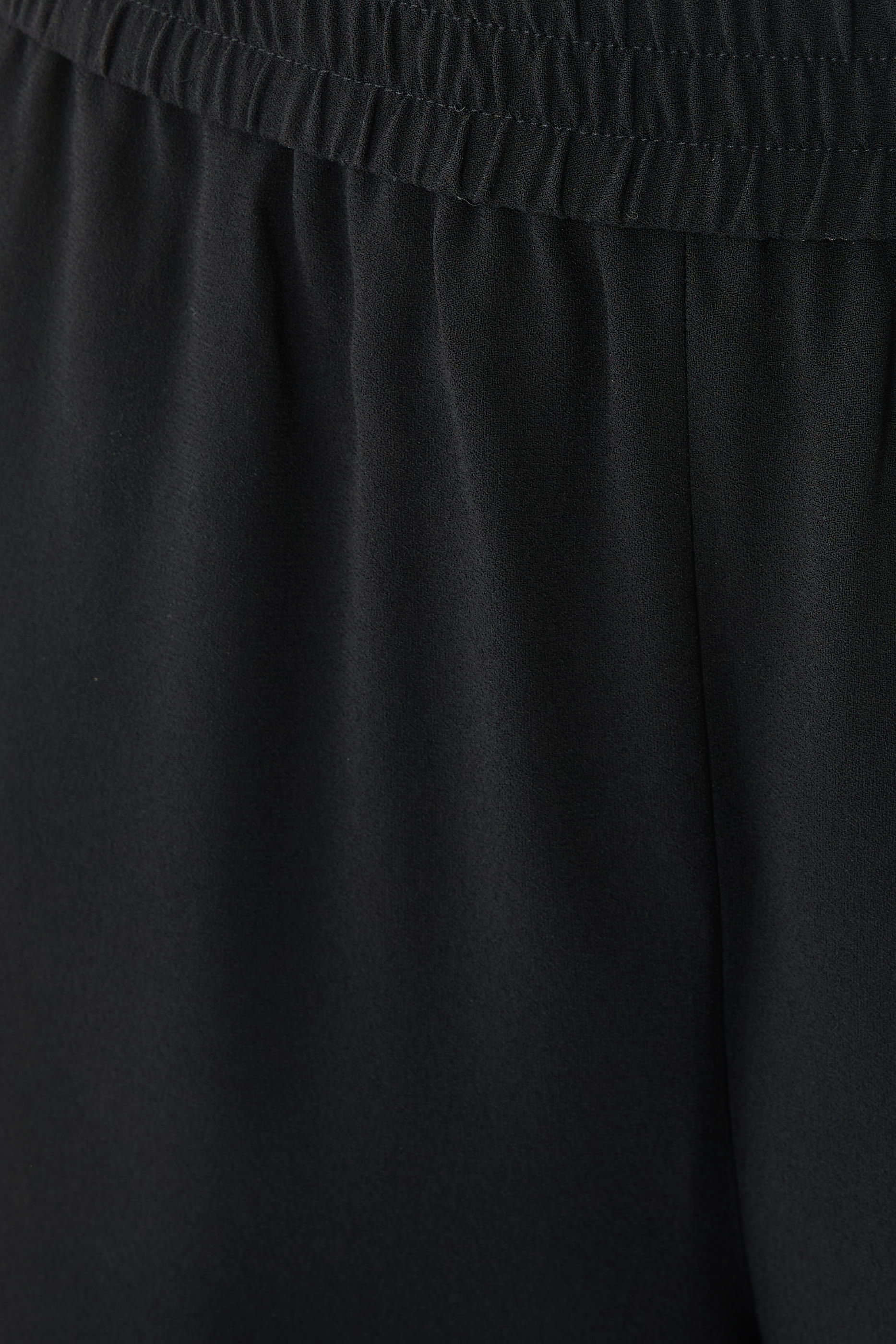 بنطال سهل الارتداء بقصة مريحة ستان كريب