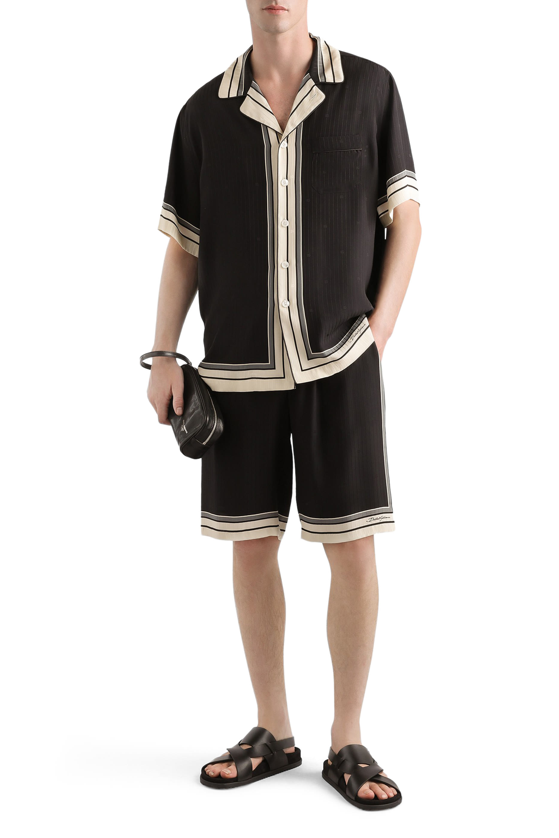 قميص هاواي بنقشة خطوط وشعار الماركة