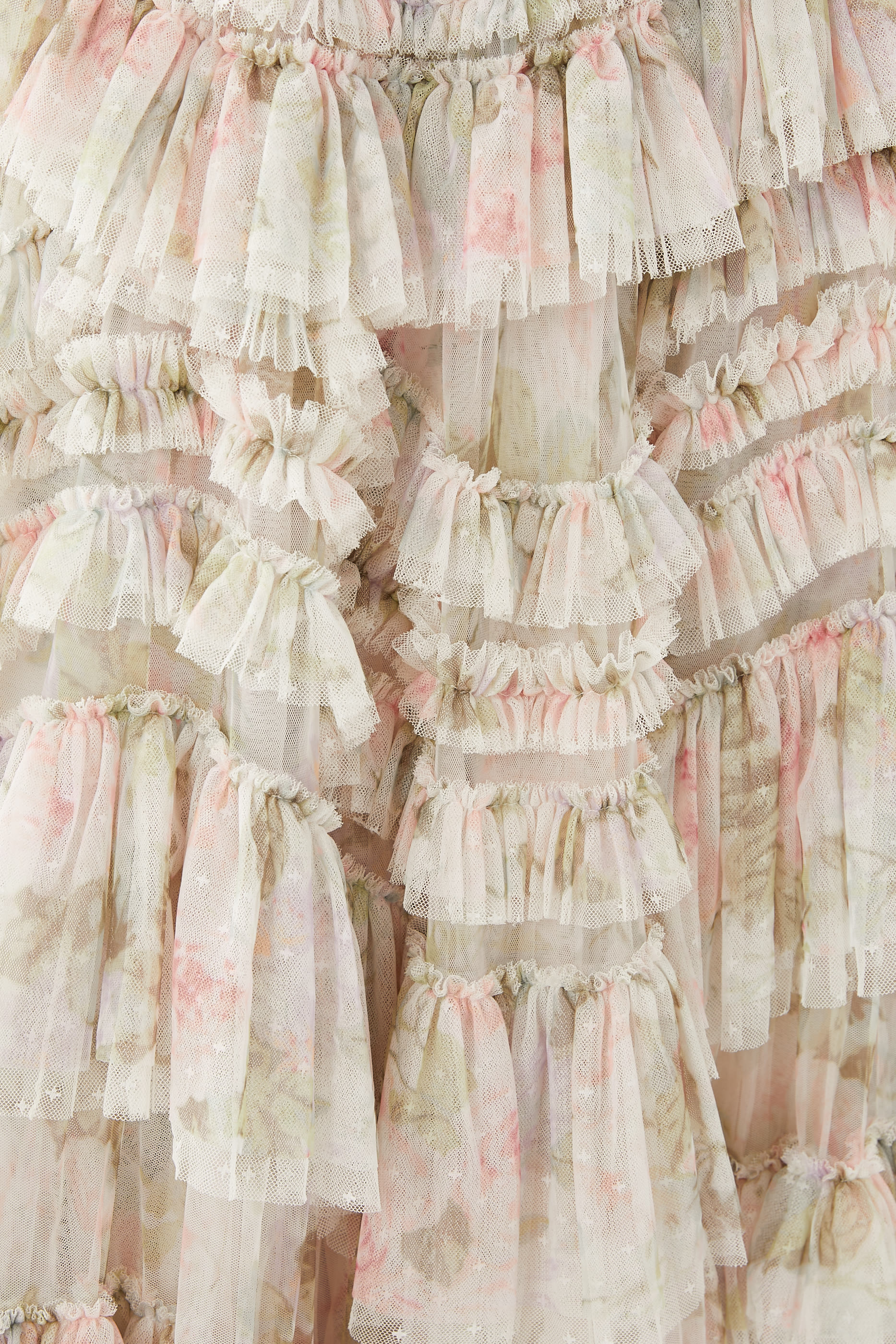 فستان سهرة روز بأكتاف مكشوفة