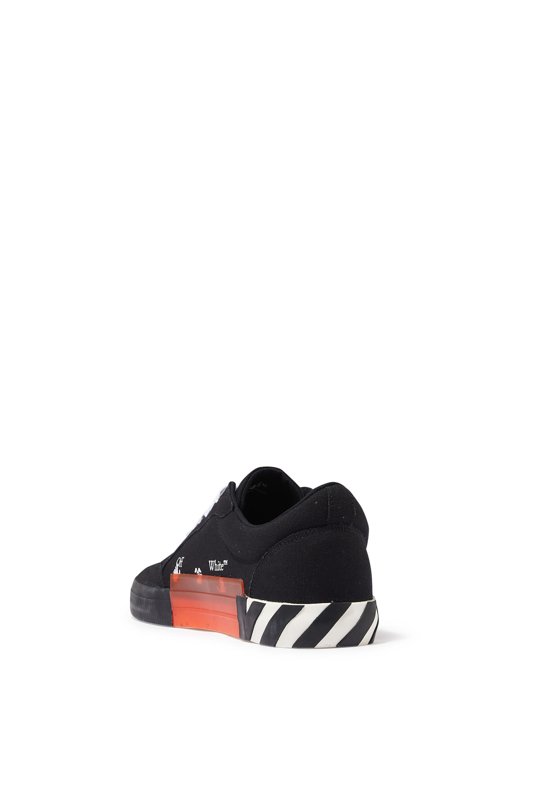 سنيكرز مفلكن بكاحل منخفض قماش قنب