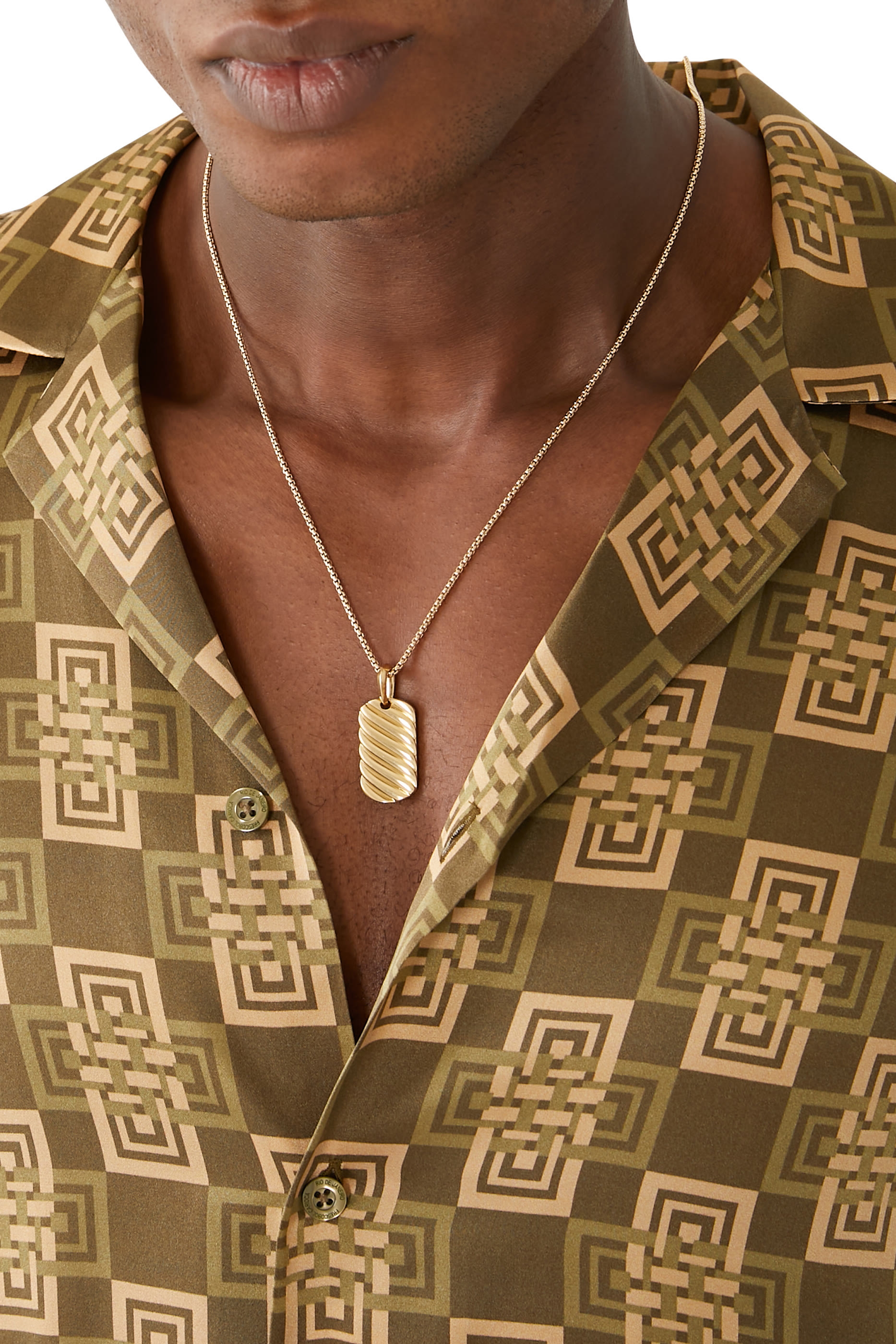 دلاية كابل سكولبتد، ذهب أصفر عيار 18