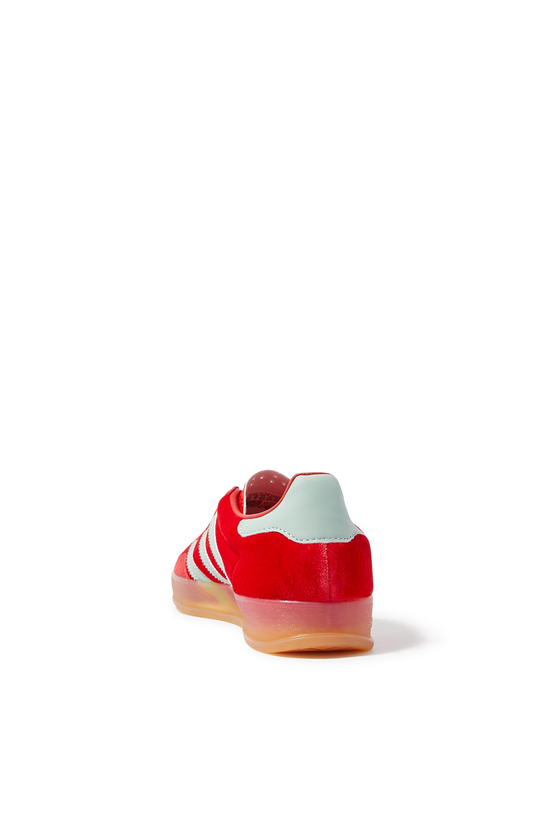 سنيكرز جازيل إندور