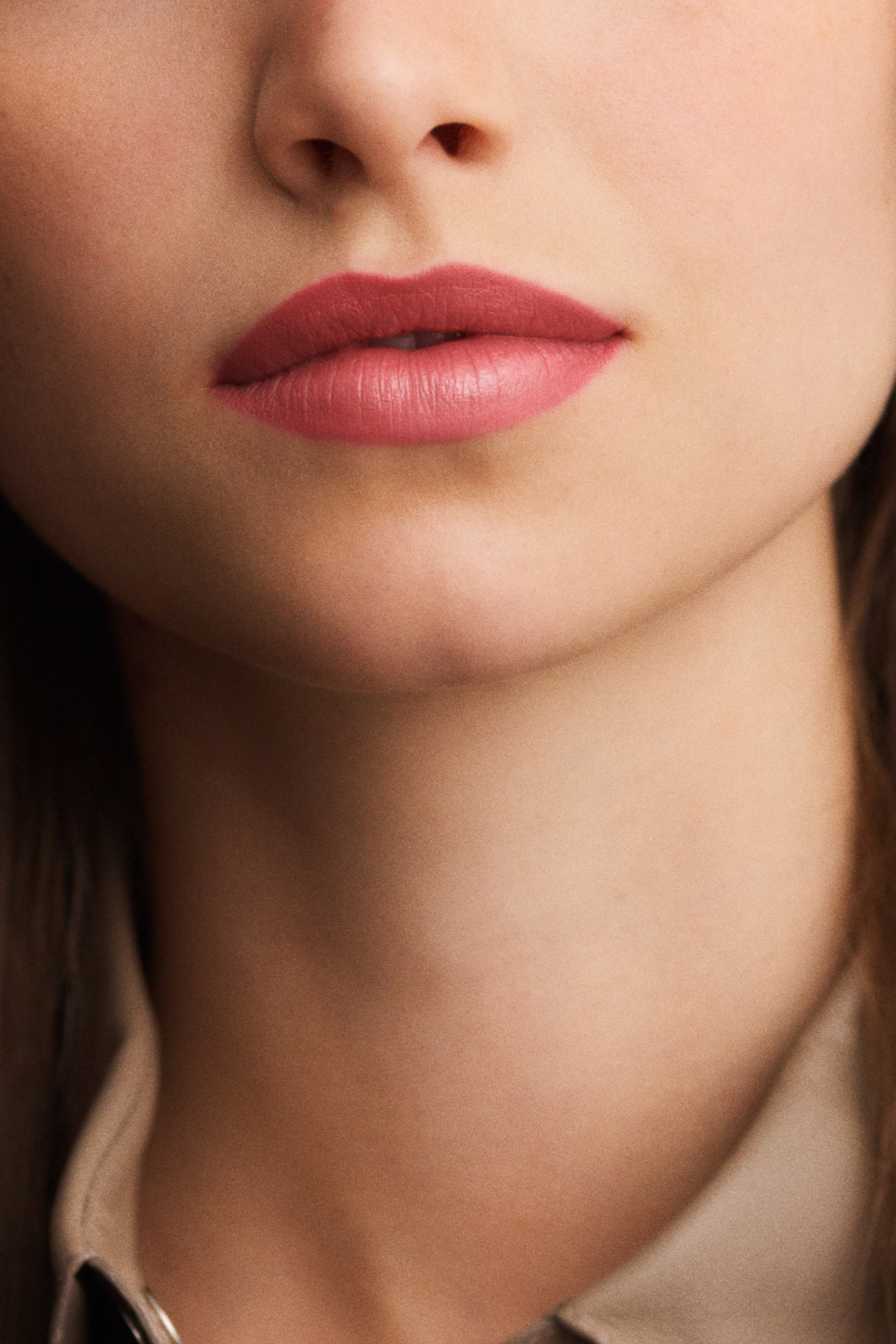 مجموعة أحمر الشفاه Rouge Herm&egrave;s, أحمر شفاه بتركيبة ساتانية