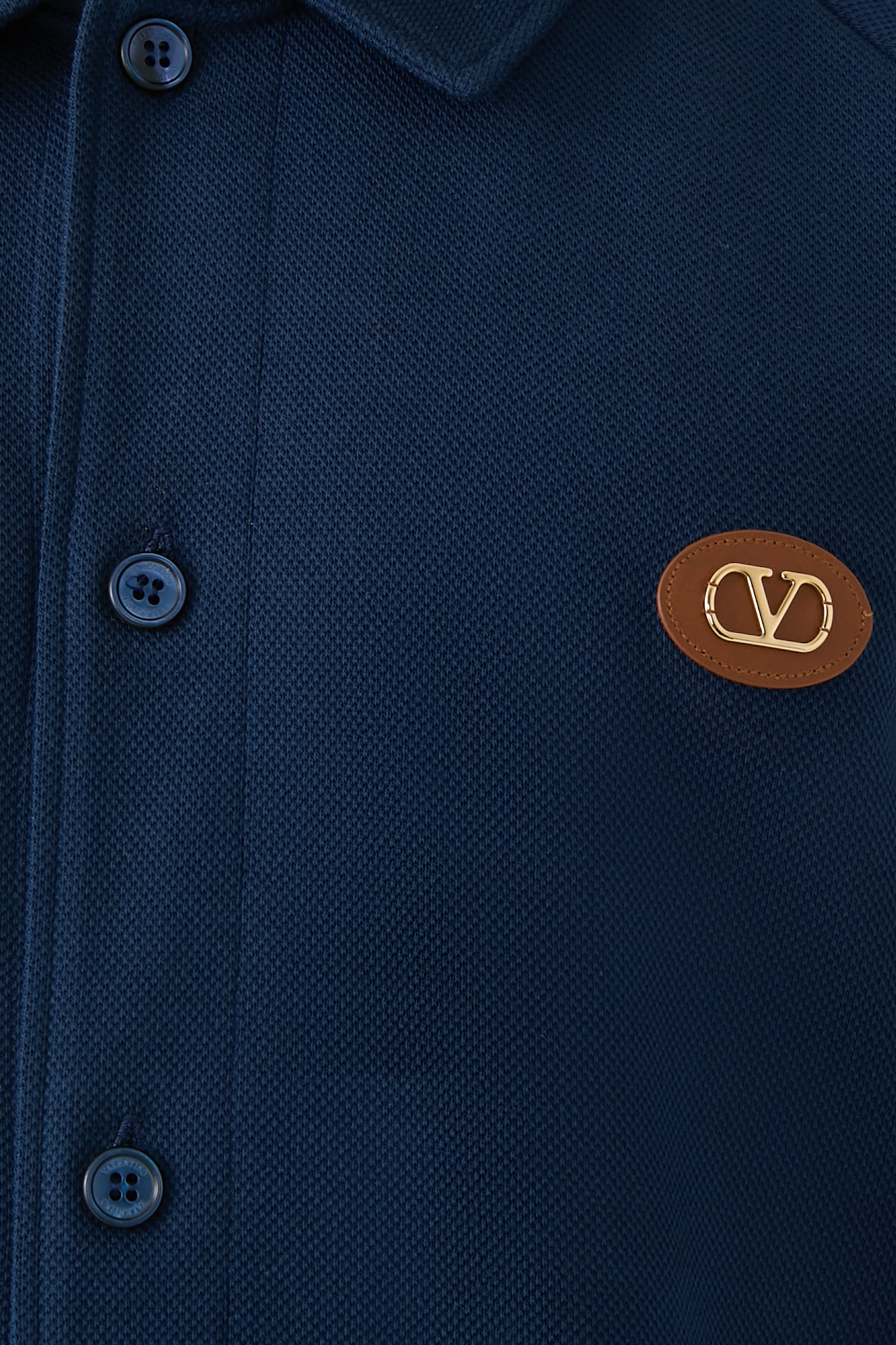 جاكيت بتصميم قميص برقعة شعار الماركة