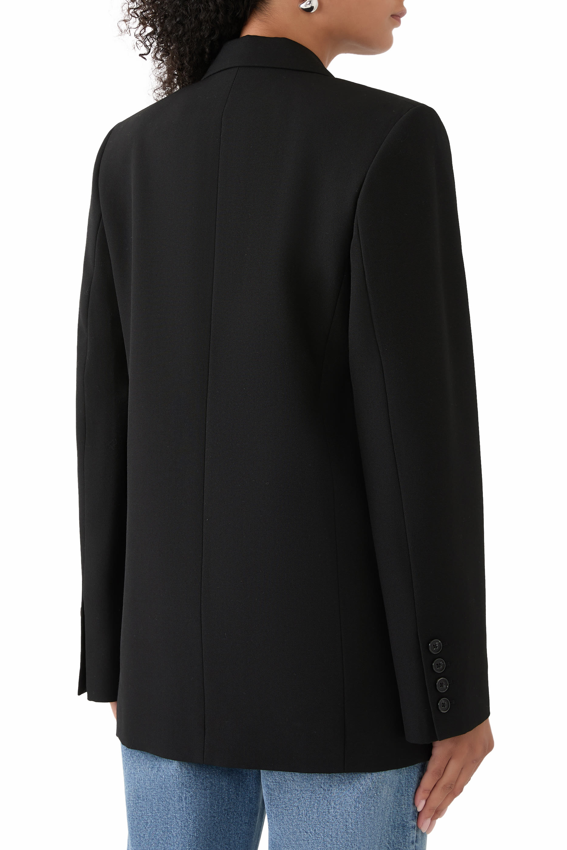 جاكيت بدلة بقصة ملاءمة للجسم