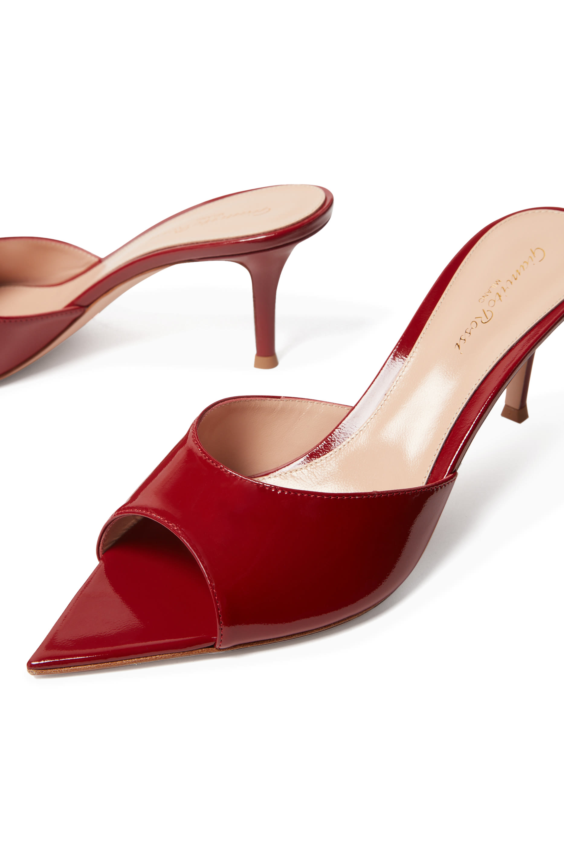 حذاء إيل 70 مفتوح جلد لامع