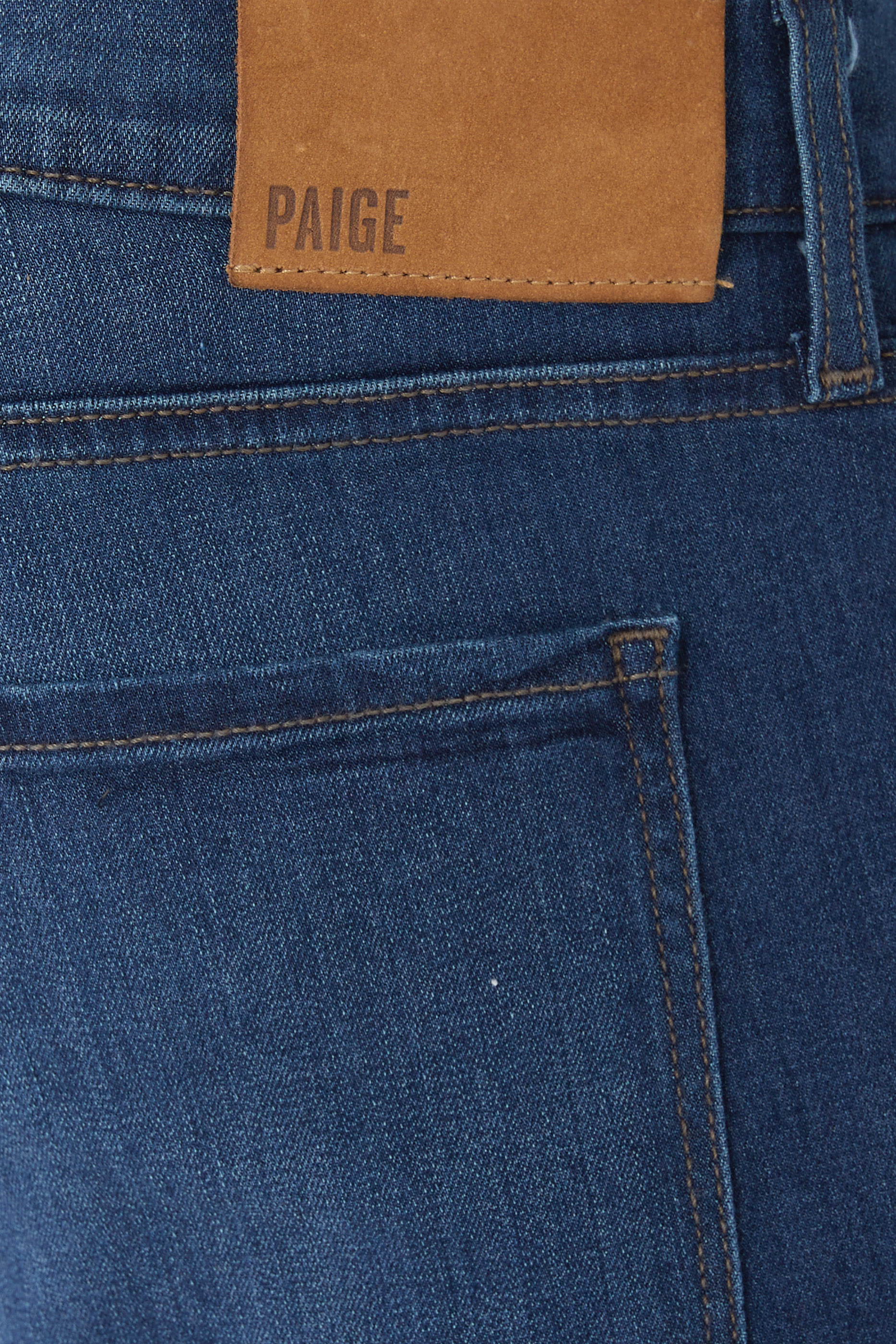 بنطال جينز لينوكس جاكوبس بقصة ضيقة