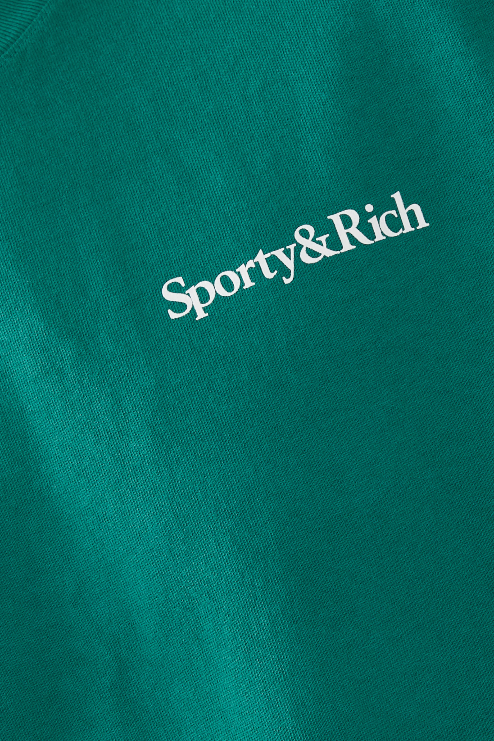 تيشيرت بشعار هيلث ايز ويلث