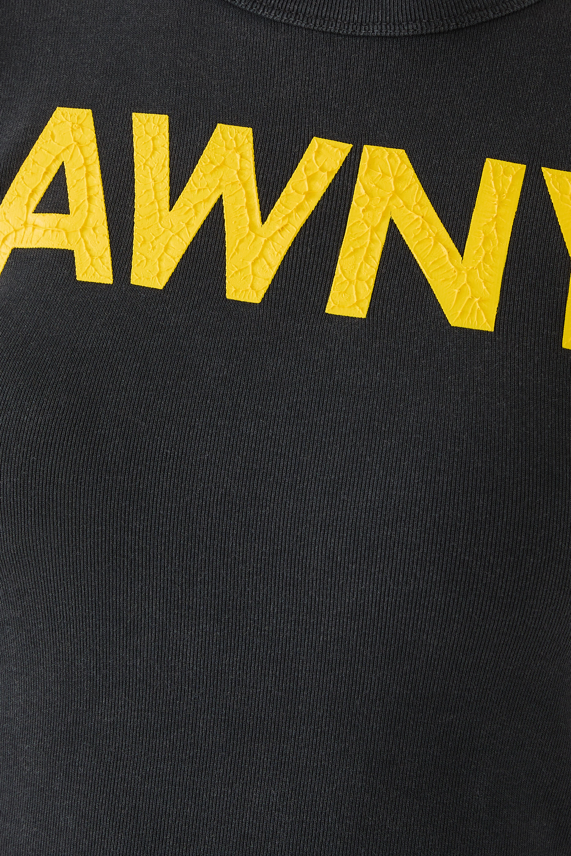 فستان قصير بنقشة شعار الماركة غرافيك