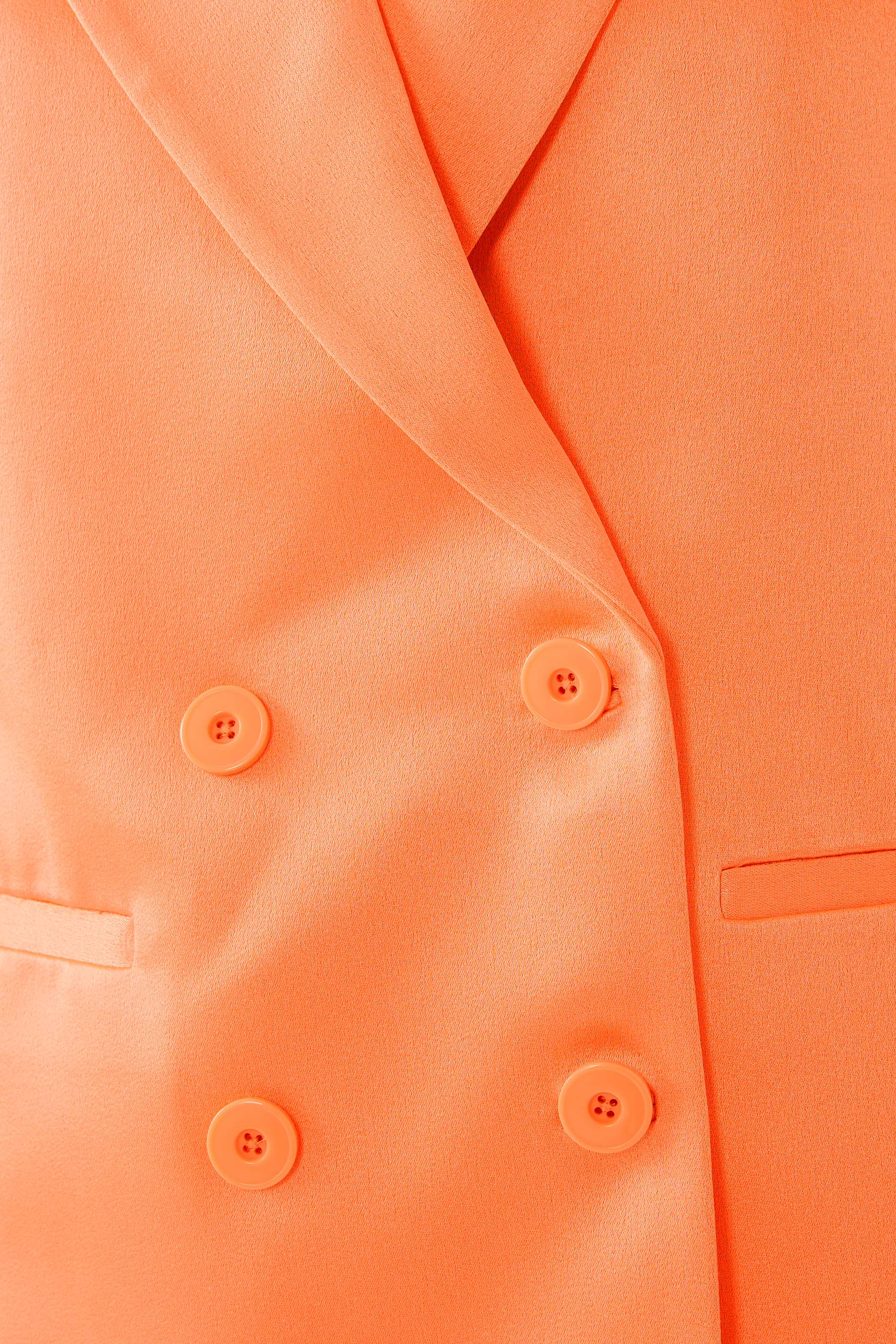 بليزر سانتوس بصفي أزرار وقصة بويفرند