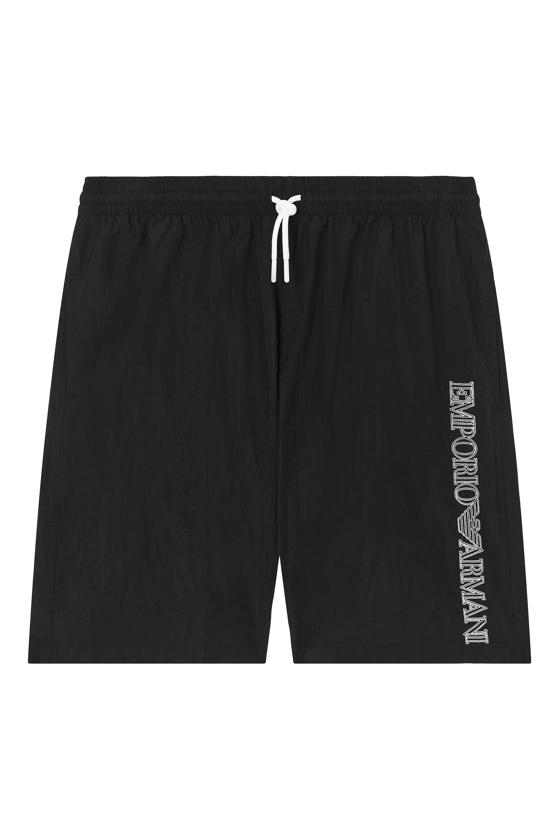 شورت سباحة بشعار الماركة