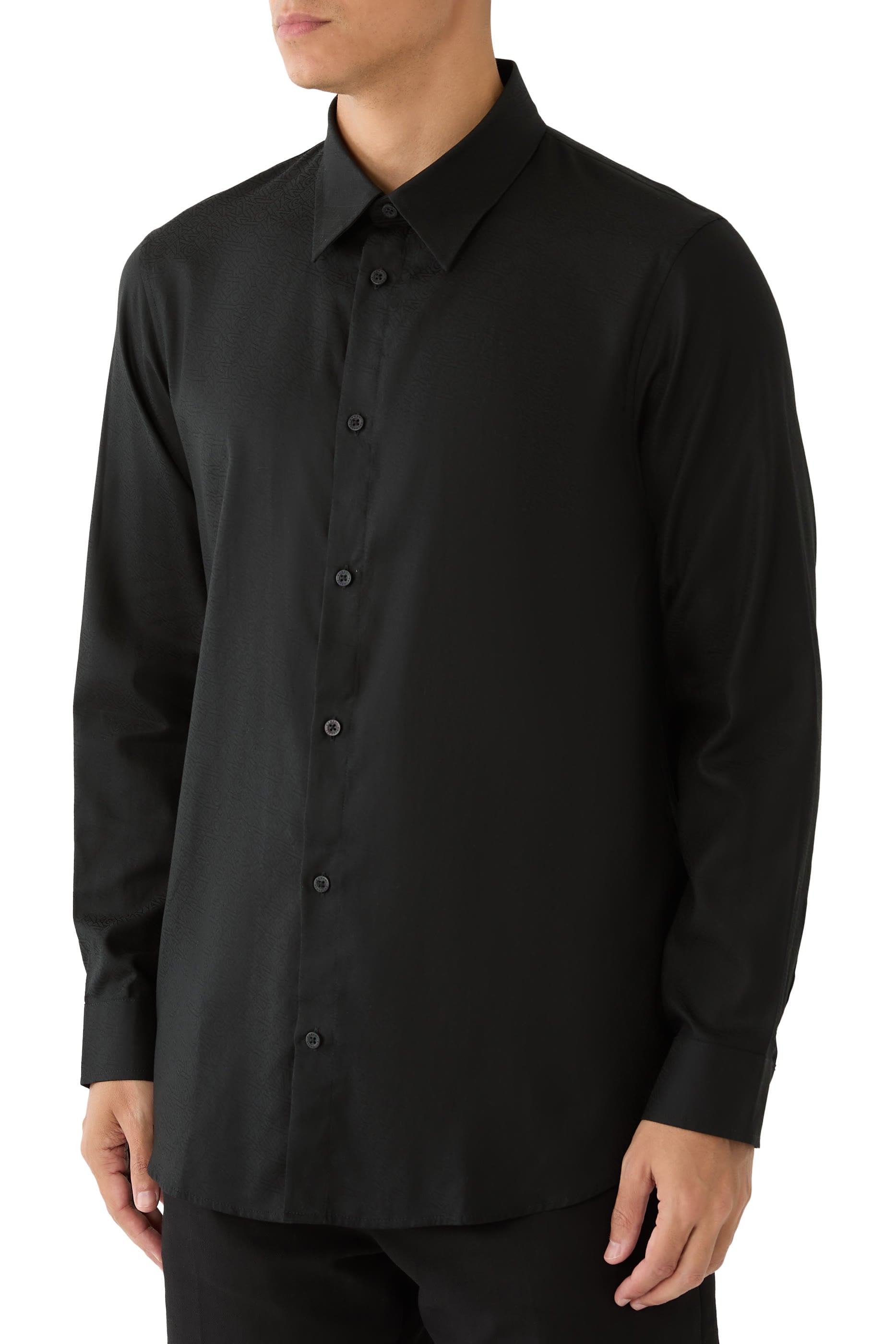 قميص بأكمام طويلة بشعار الماركة