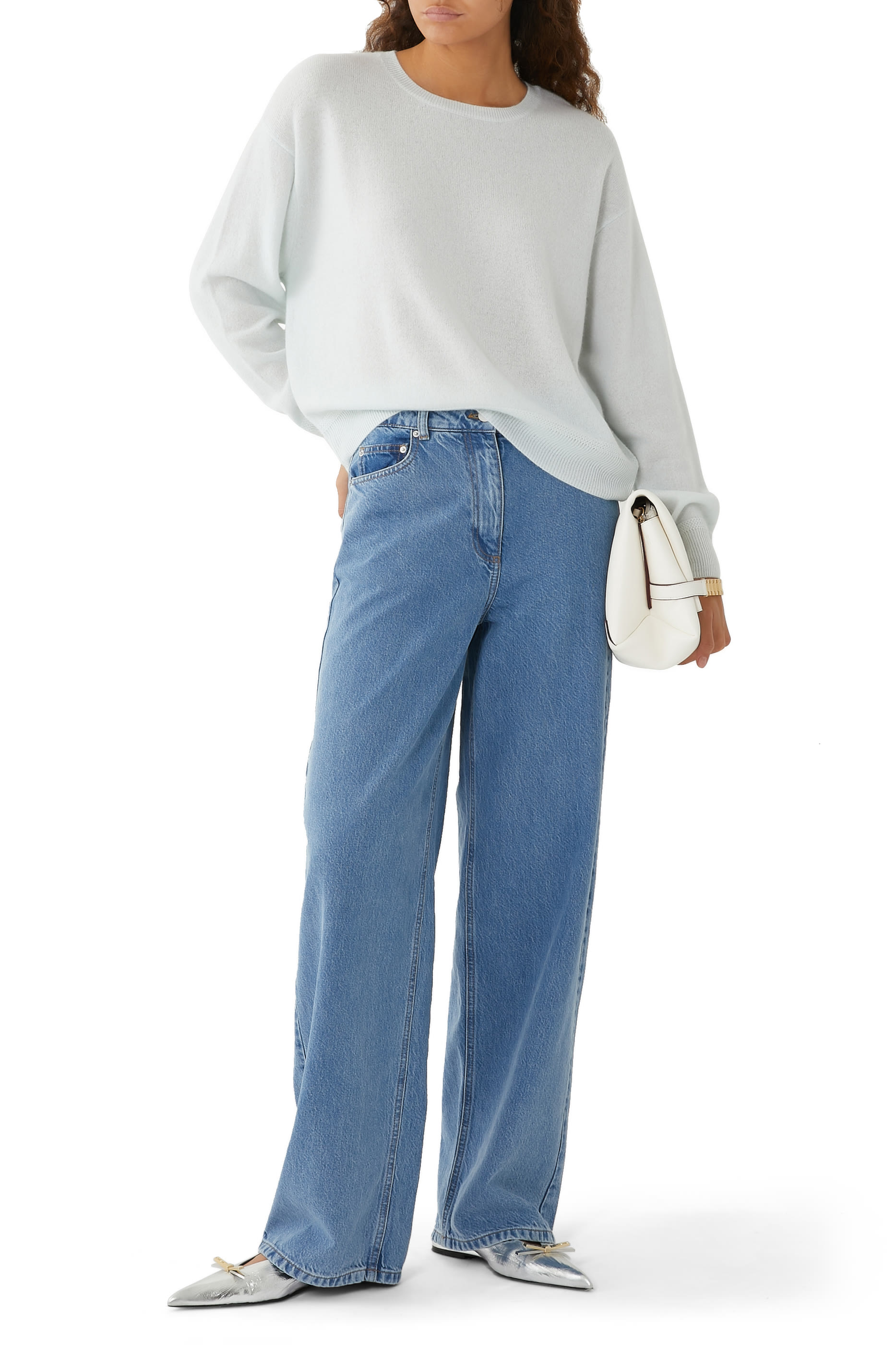 كنزة ماليبو بياقة ضيقة