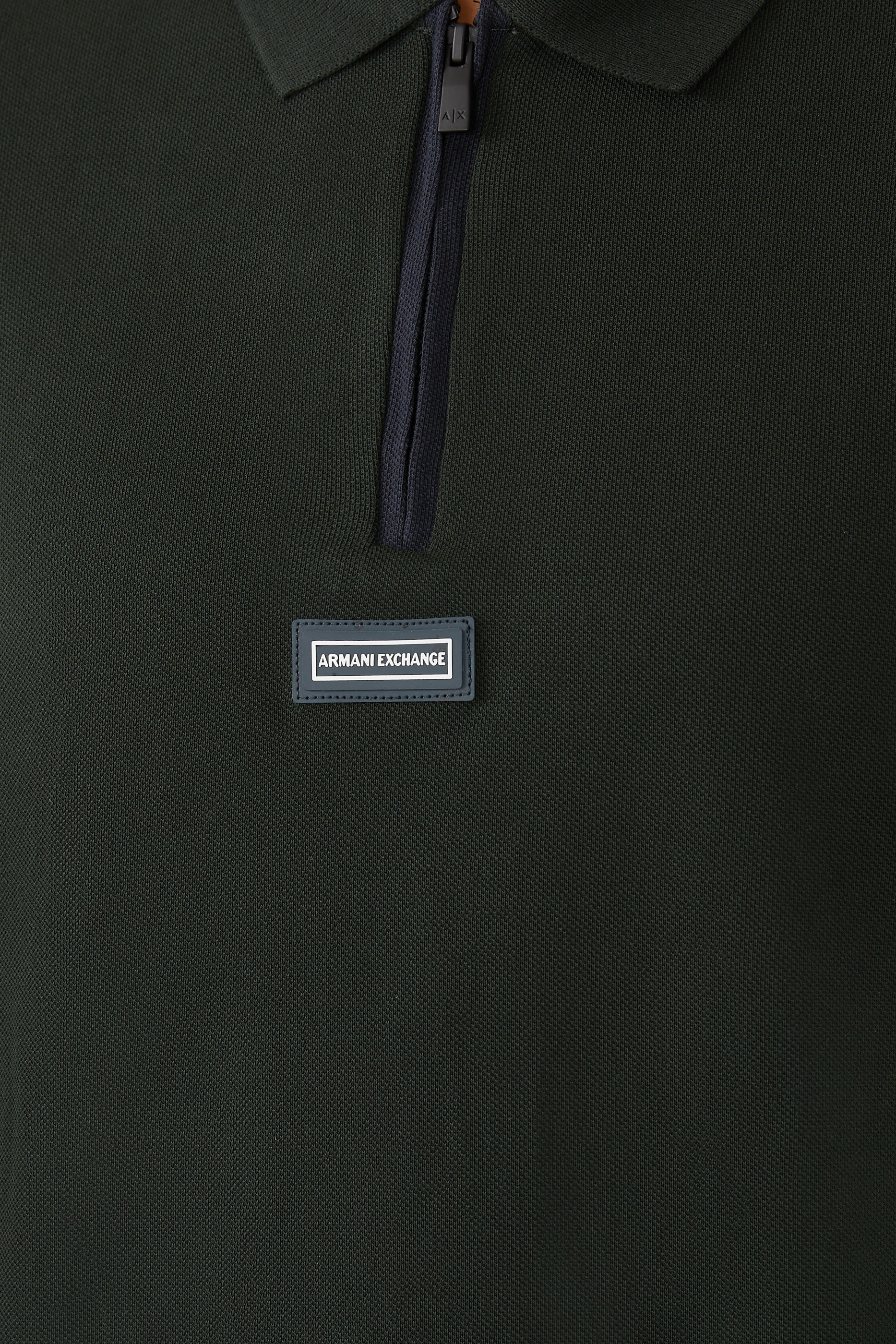 قميص بولو بقصة عادية وسحاب