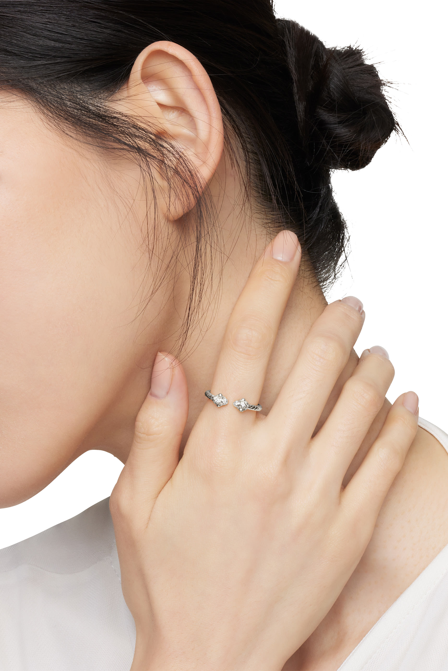 خاتم رينيسنس مرصع بلؤلؤ ذهب أصفر عيار 18