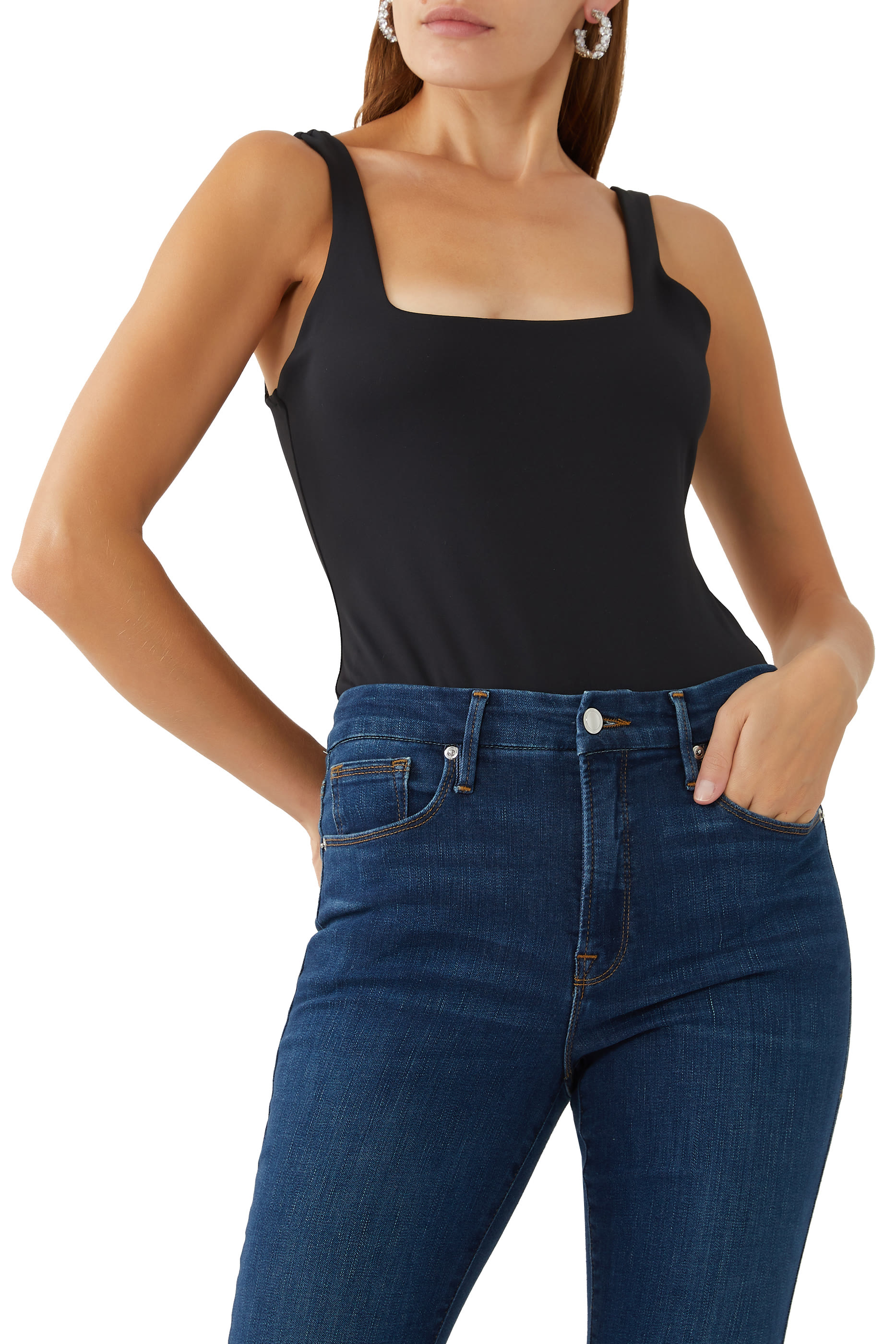 بودي سوت سكوبا مودرن بلا أكمام