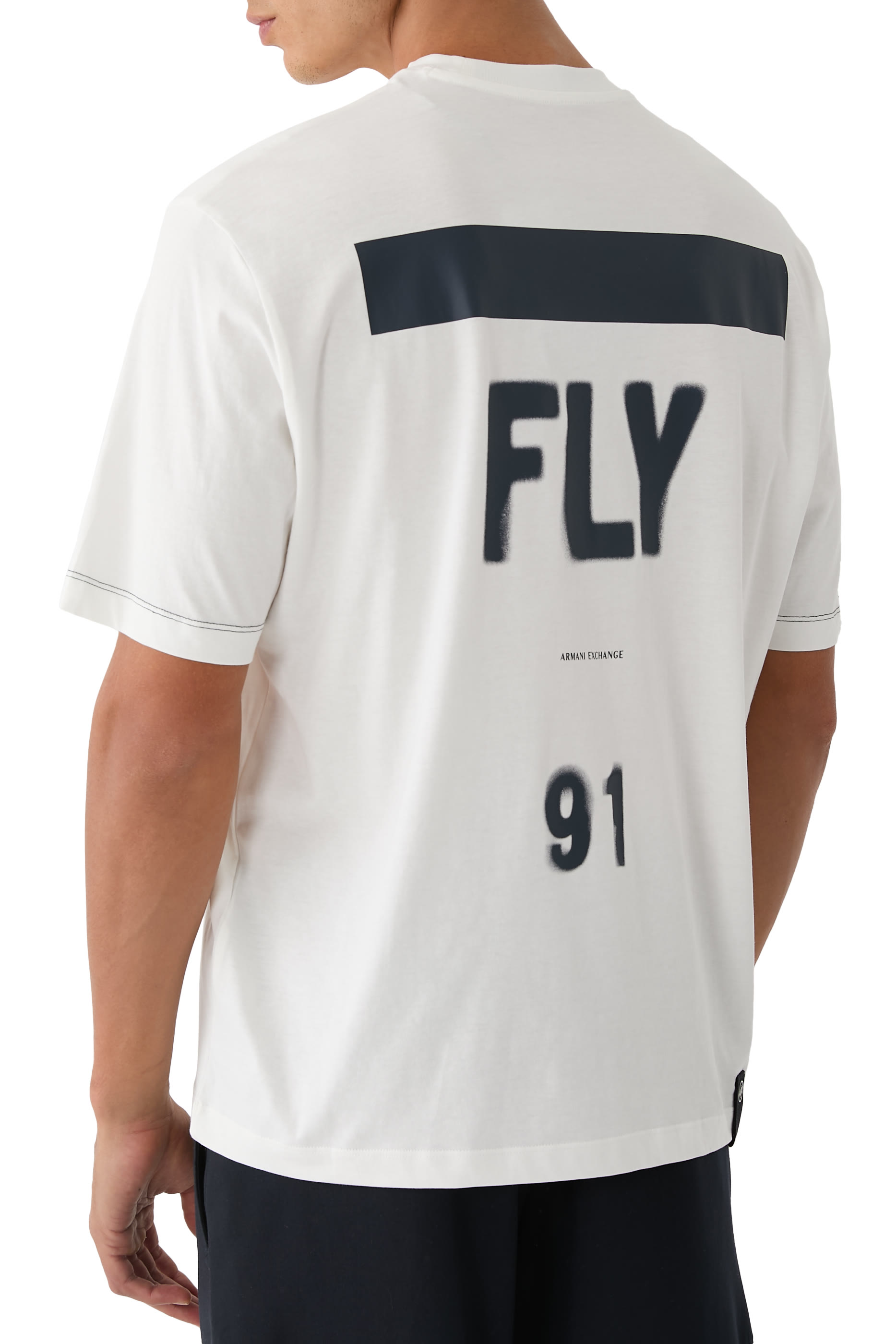 تيشيرت مارينا 91 بشعار الماركة في الخلف