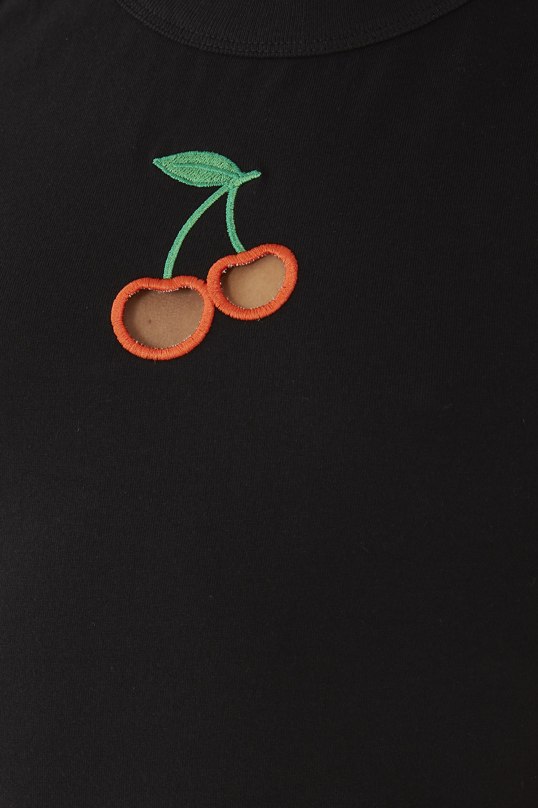 بلوزة شيري بومب بلا اكمام بتطريز كرز