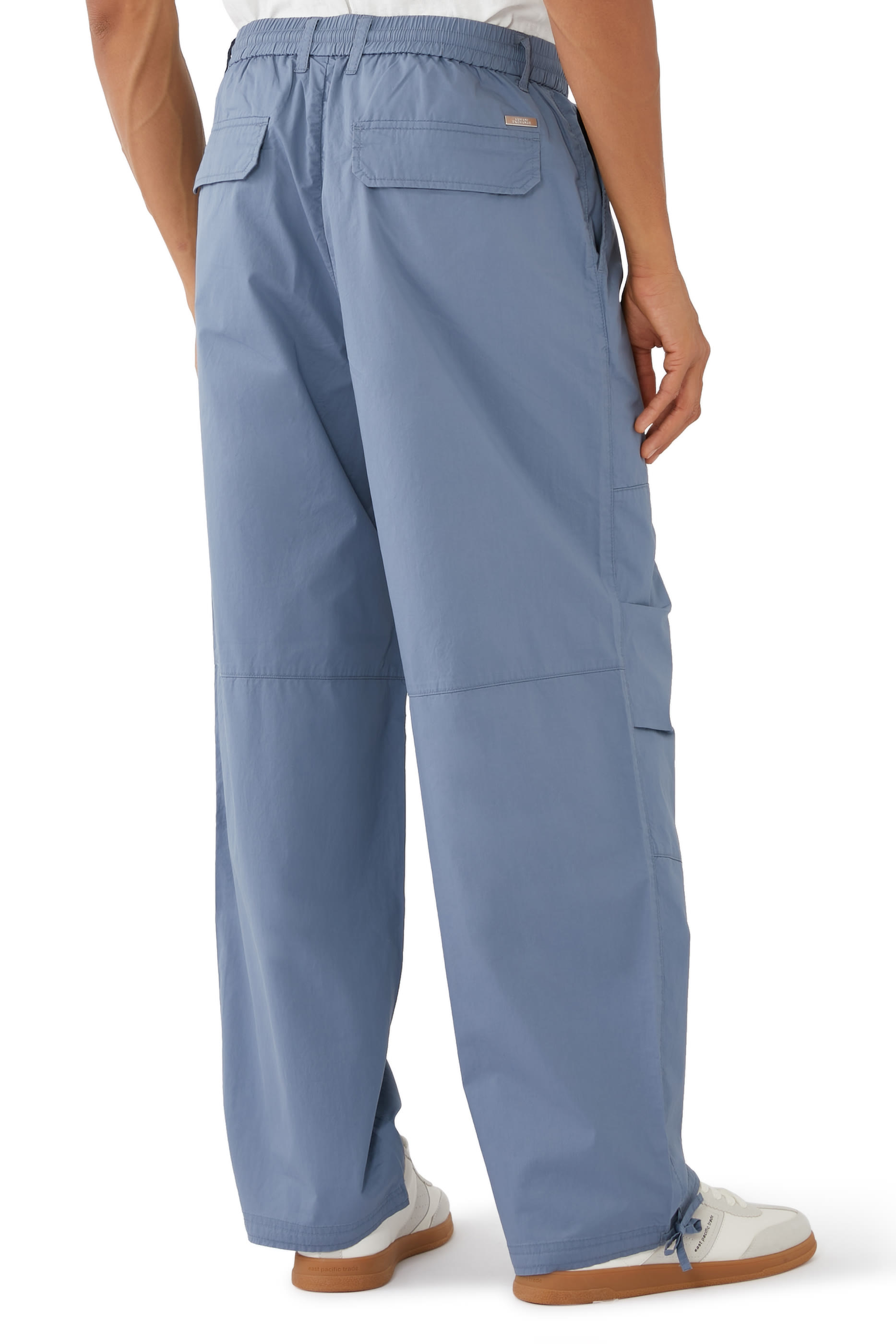 بنطال قطن تويل بقصة واسعة ورباط تضييق