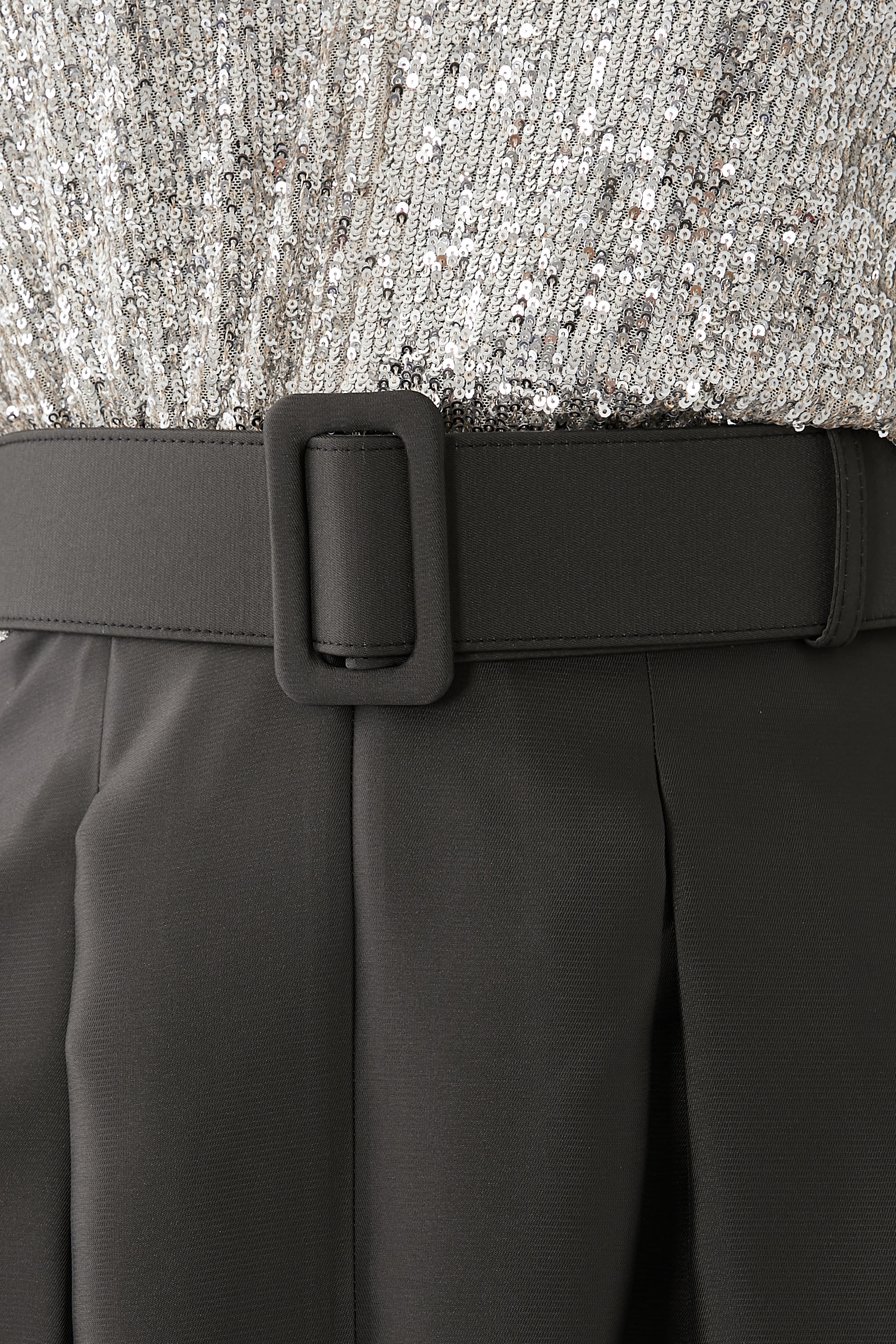 فستان سهرة سيمون