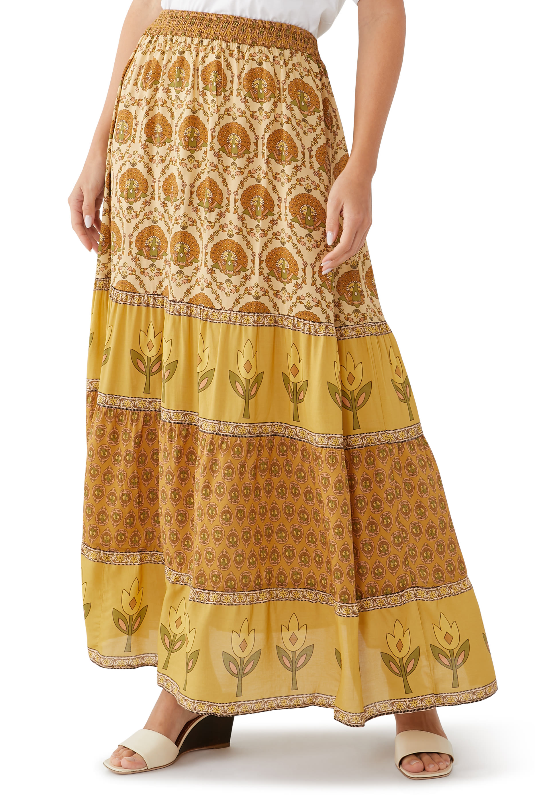 تنورة شاتو طويلة