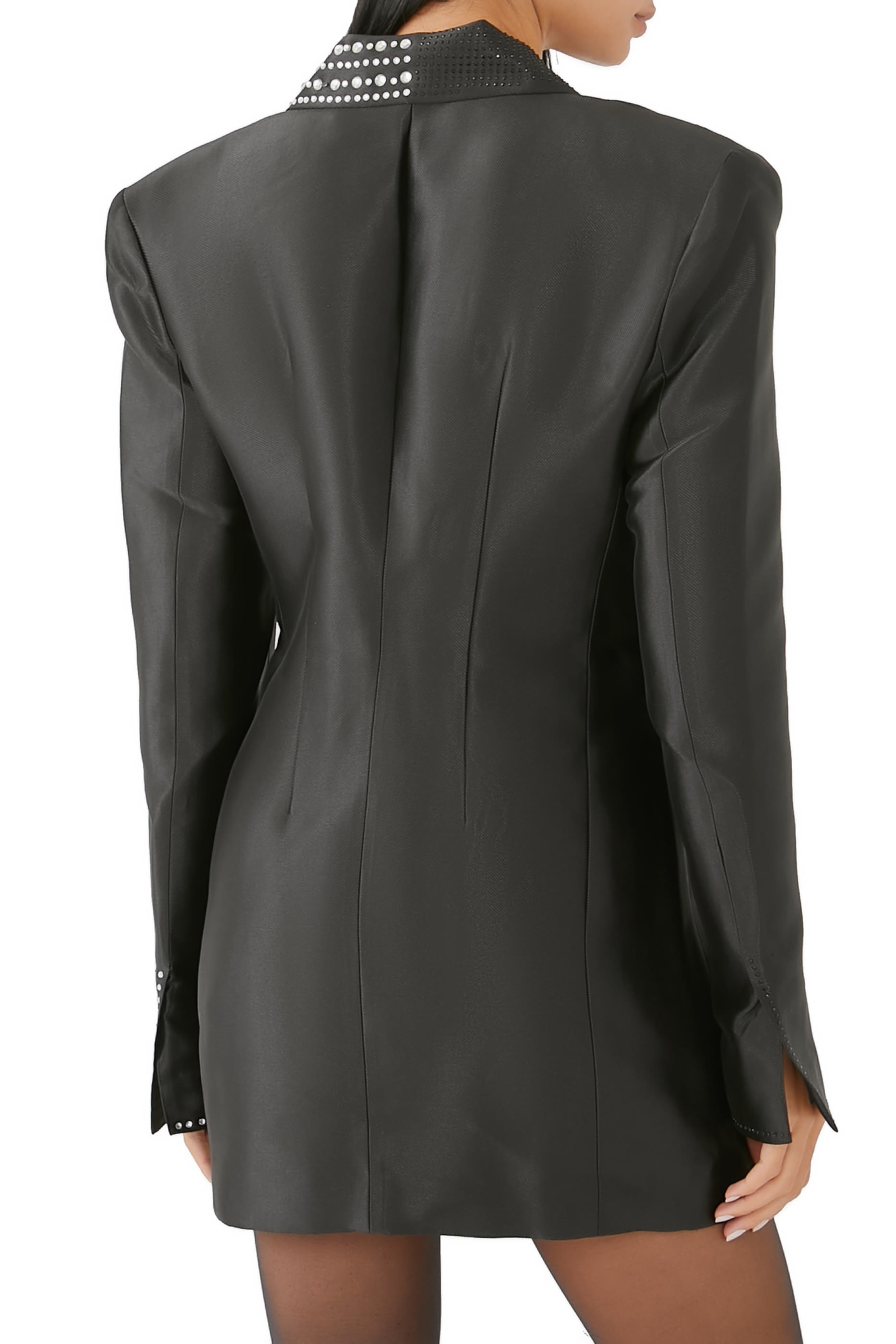 فستان بنمط بليزر مطرز