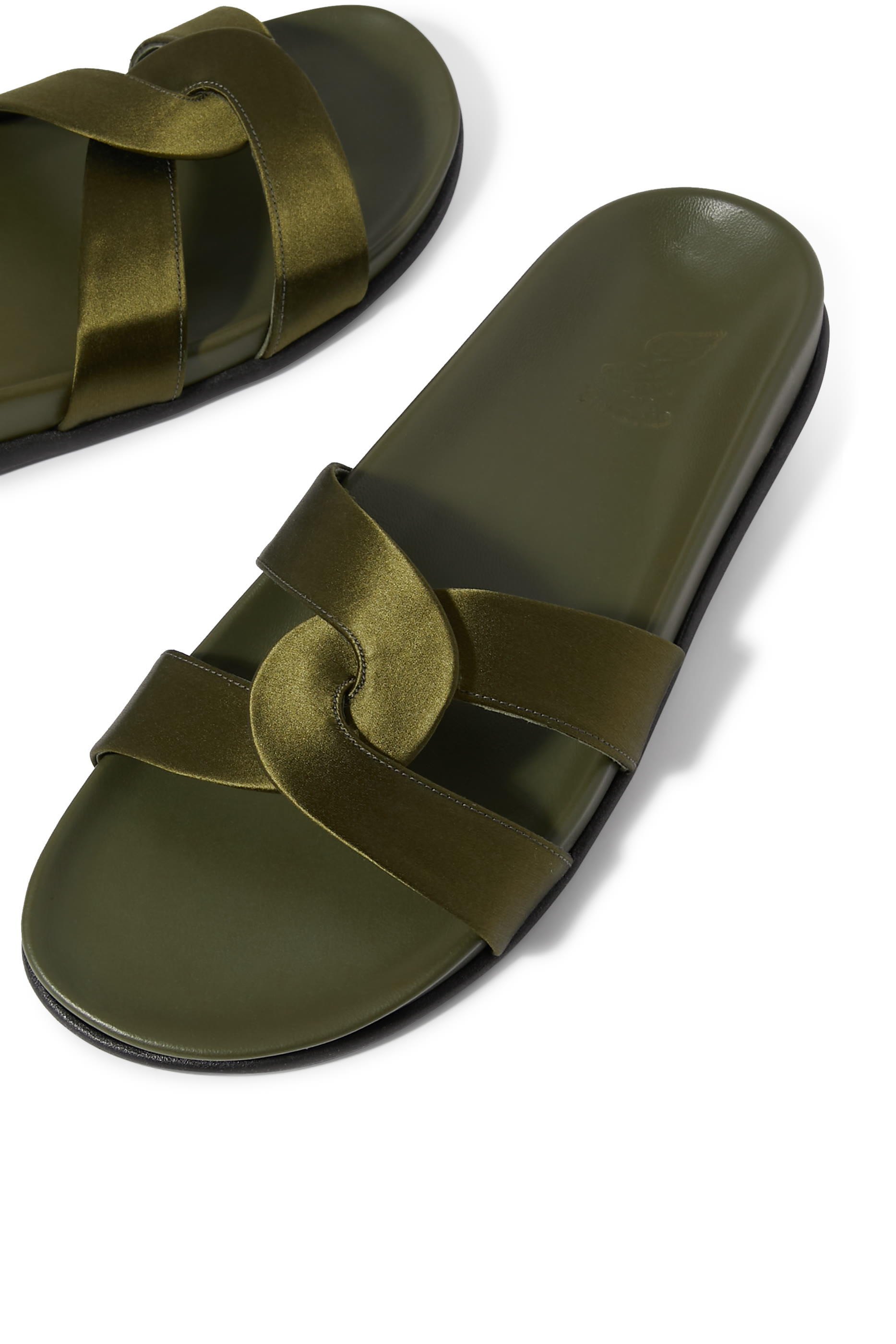 حذاء خفيف ديموس بنعل مسطح