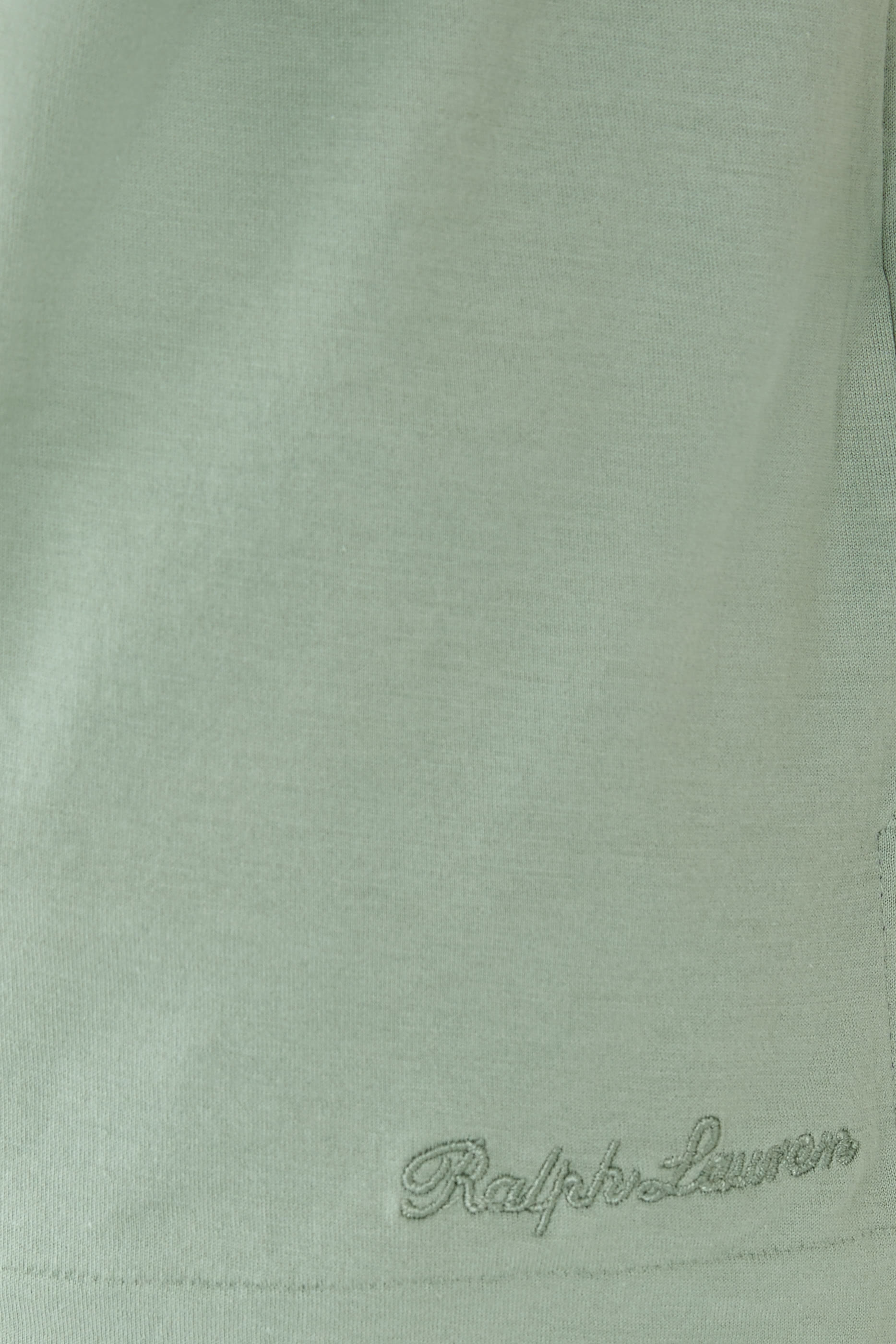 تيشيرت ليسل بياقة ضيقة