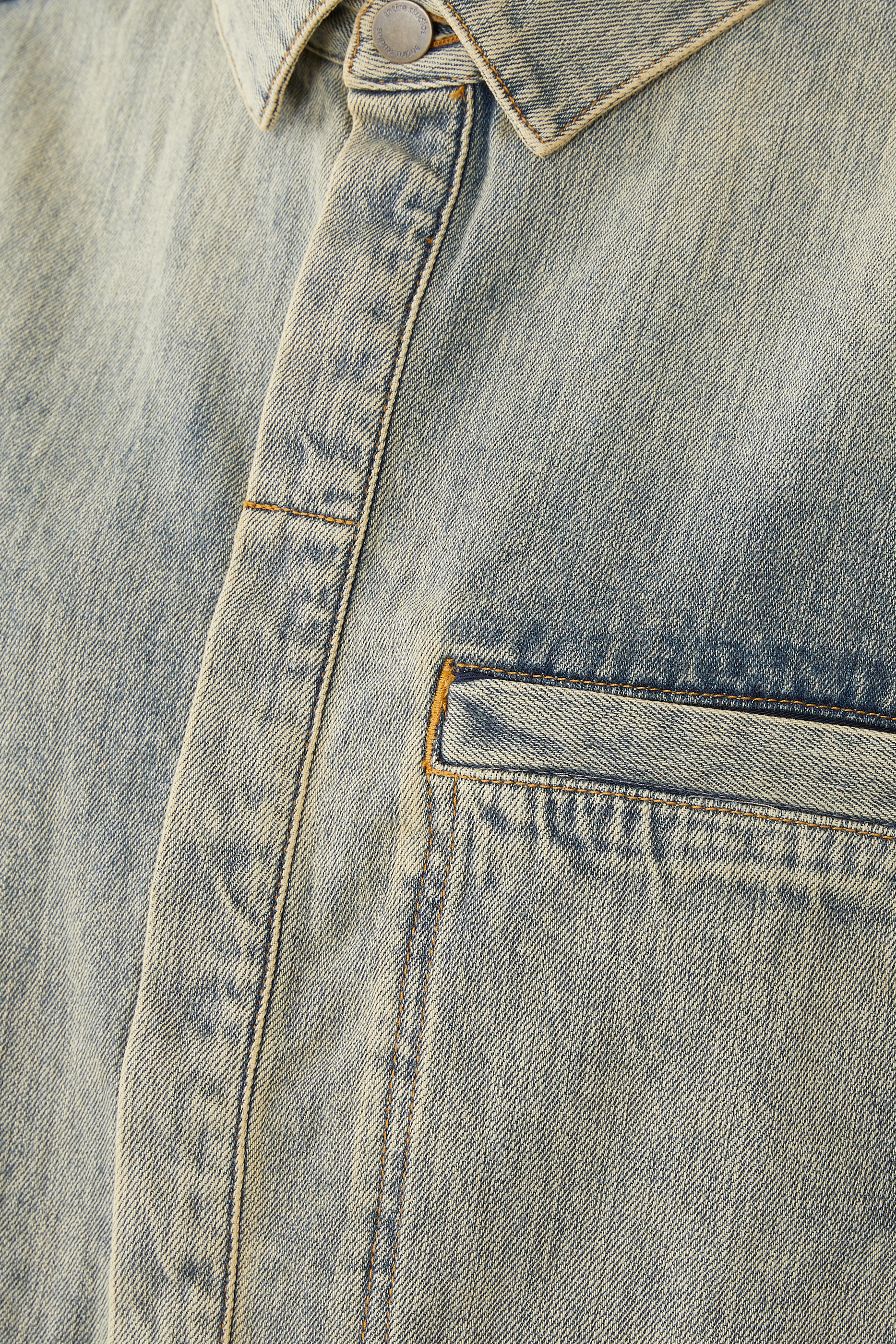 قميص هيركوليان