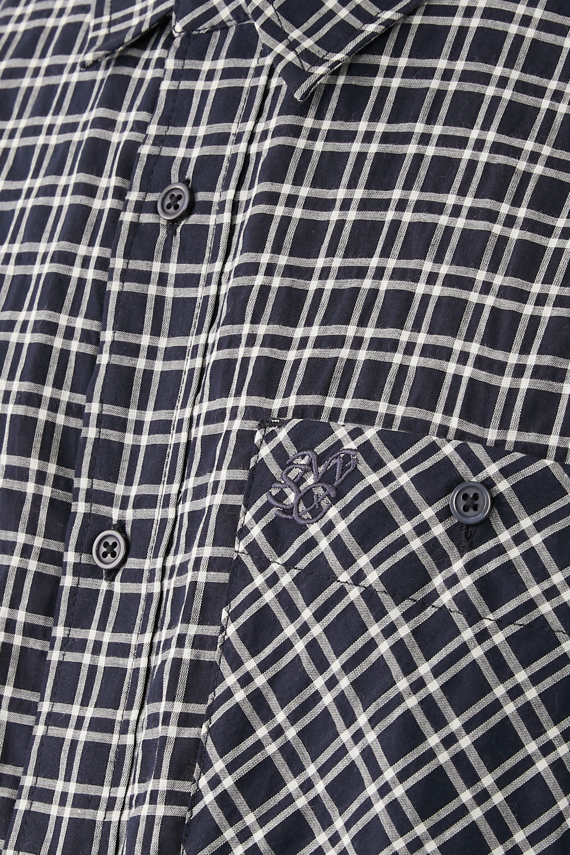 قميص لويس بنقشة مربعات بأكمام طويلة