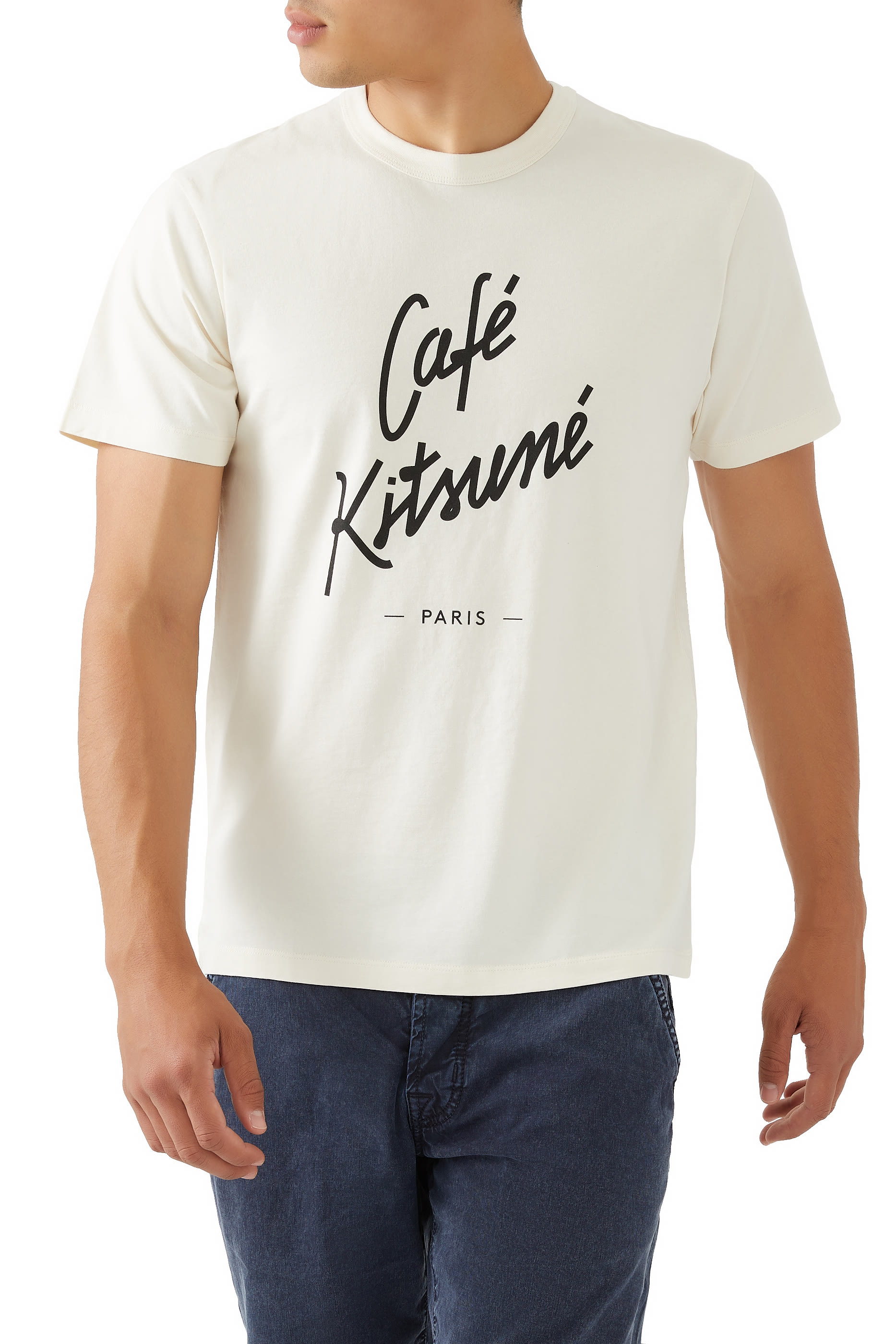 تيشيرت كلاسيكي بشعار الماركة