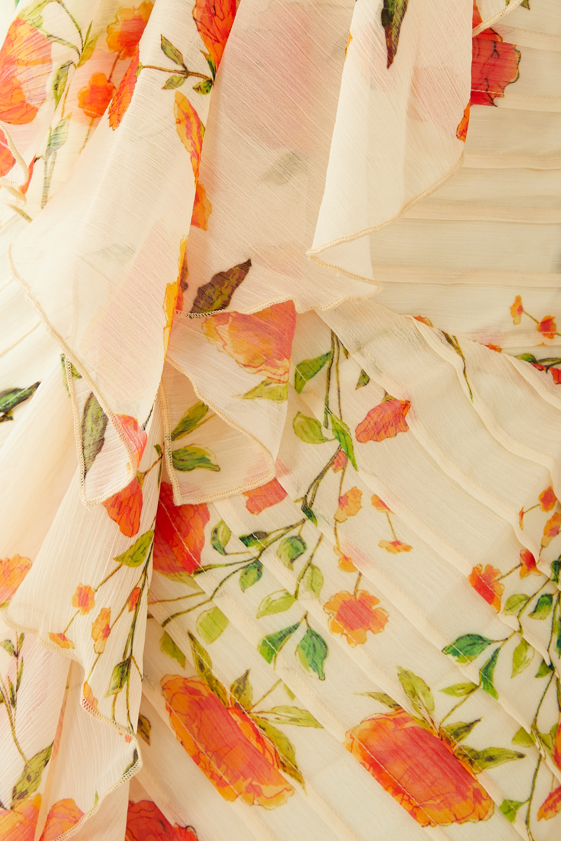 فستان ماكرون طويل