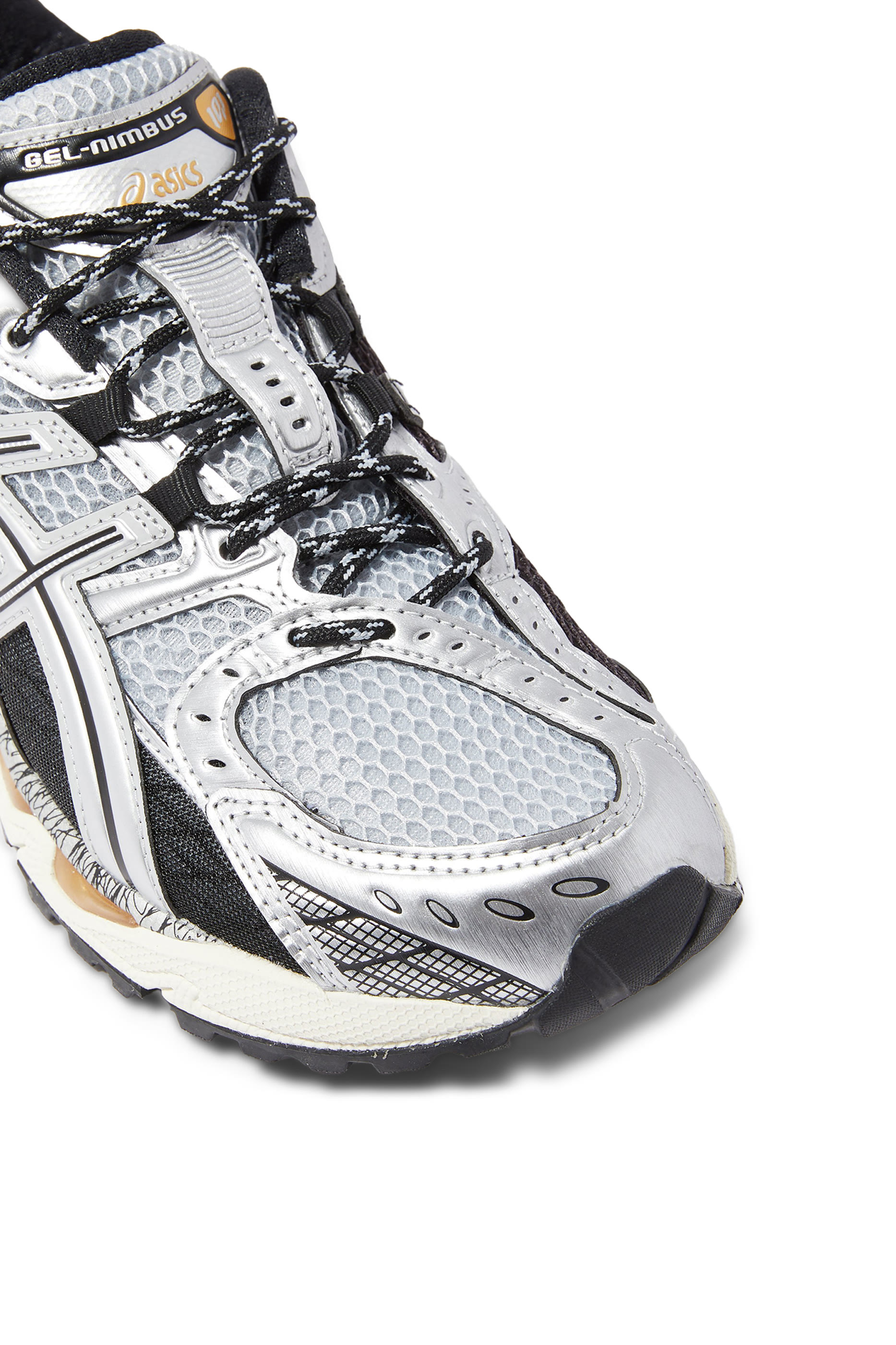 سنيكرز جل- نيمبوس 10.1 