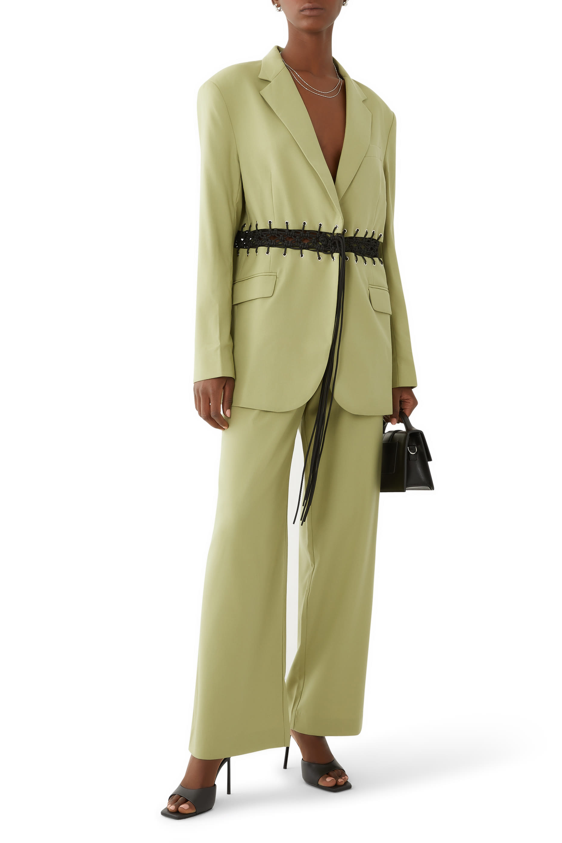 بنطال لانا بقصة ساق واسعة