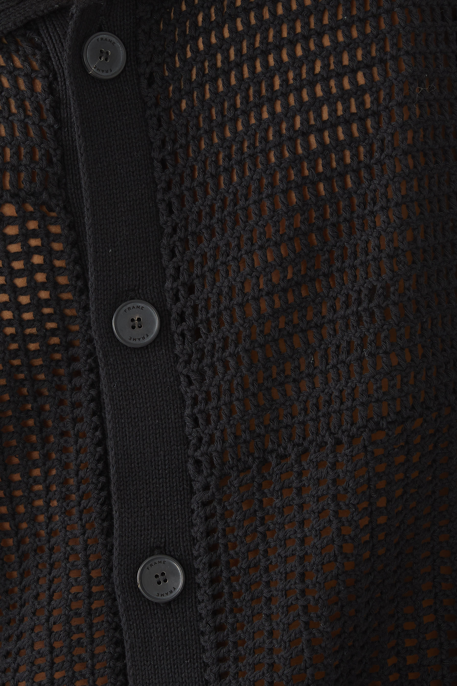 قميص كروشيه بلون مماثل