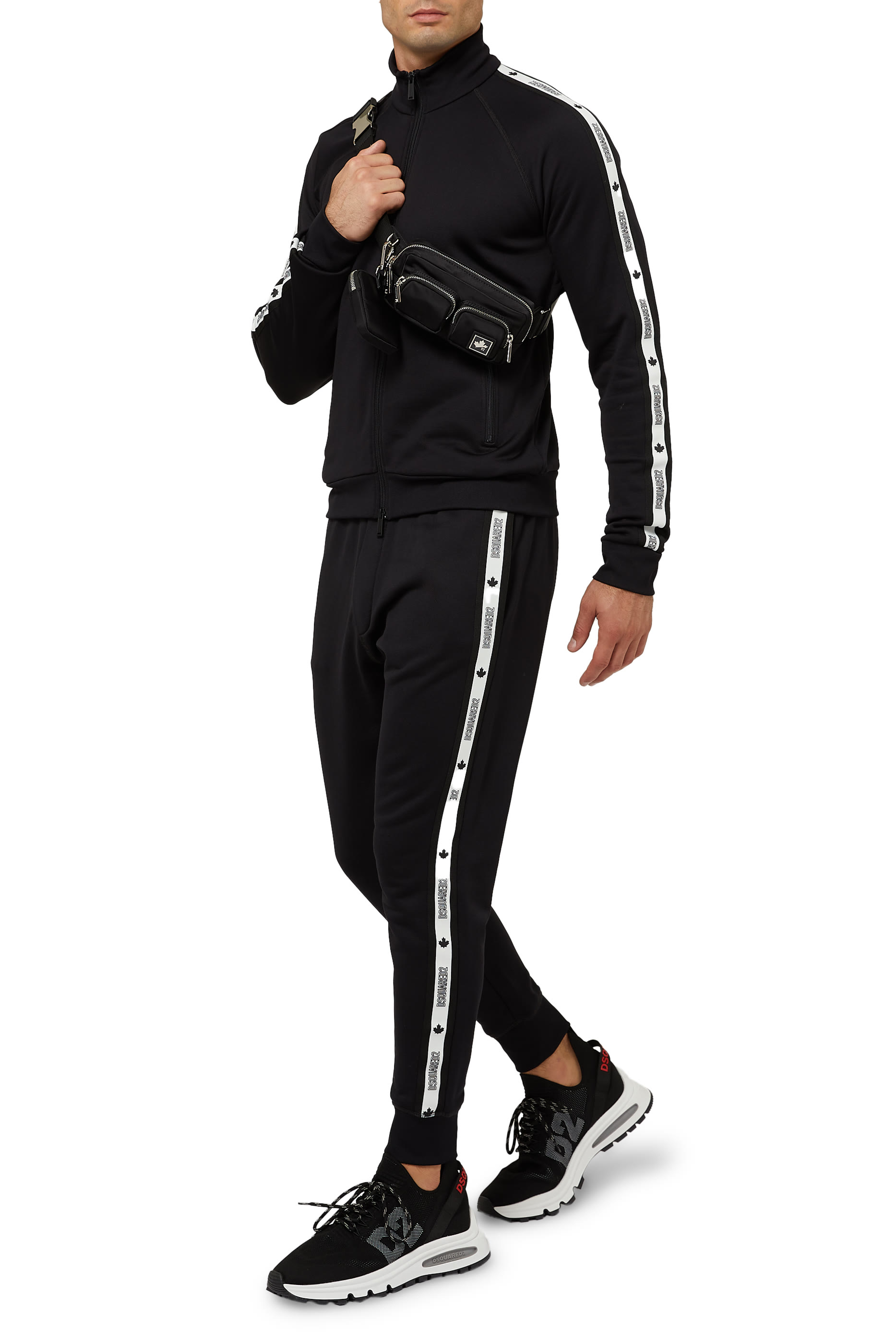 سنيكرز رانر بطبعة D2