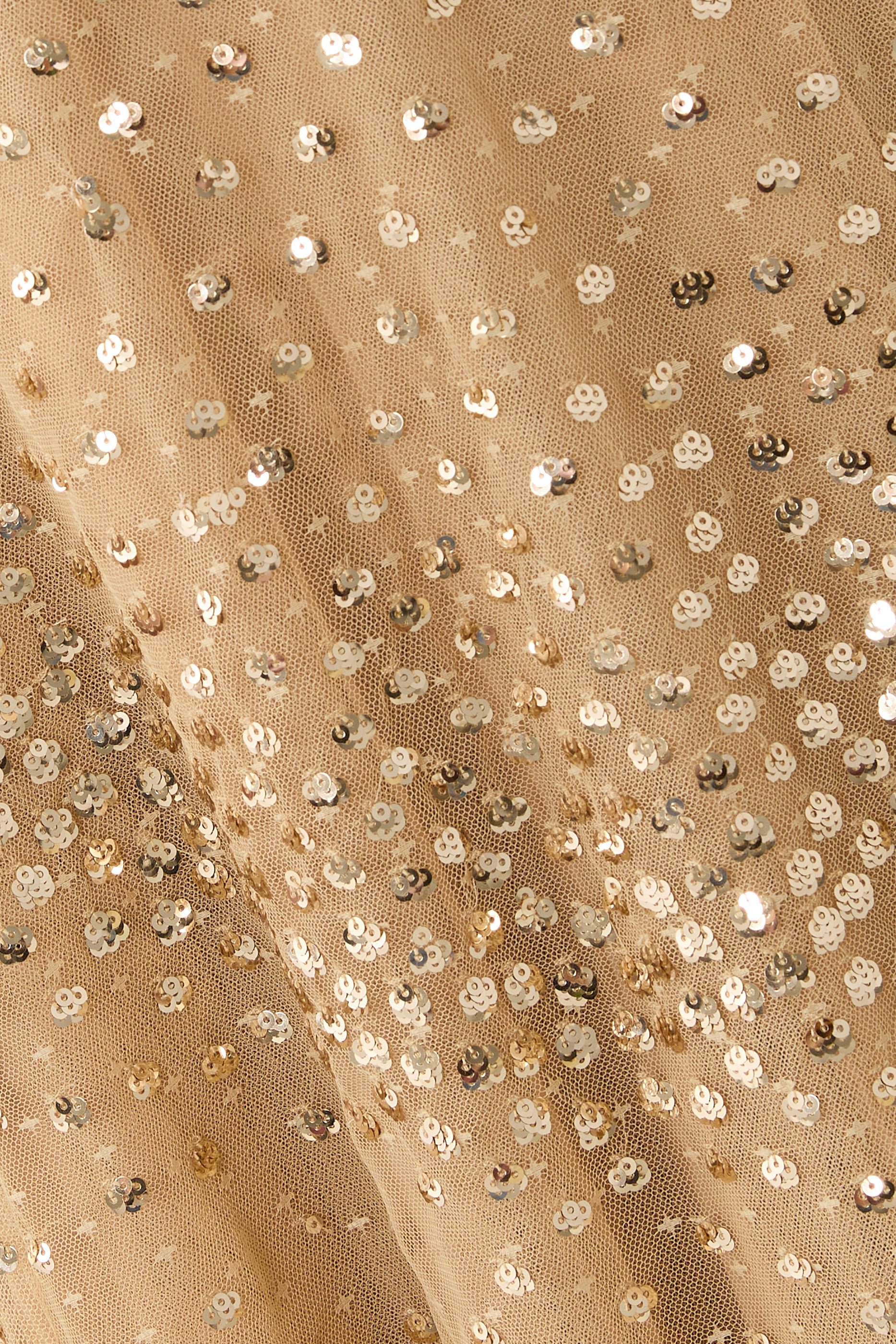 فستان سكالوب مطرز بالترتر وكاب