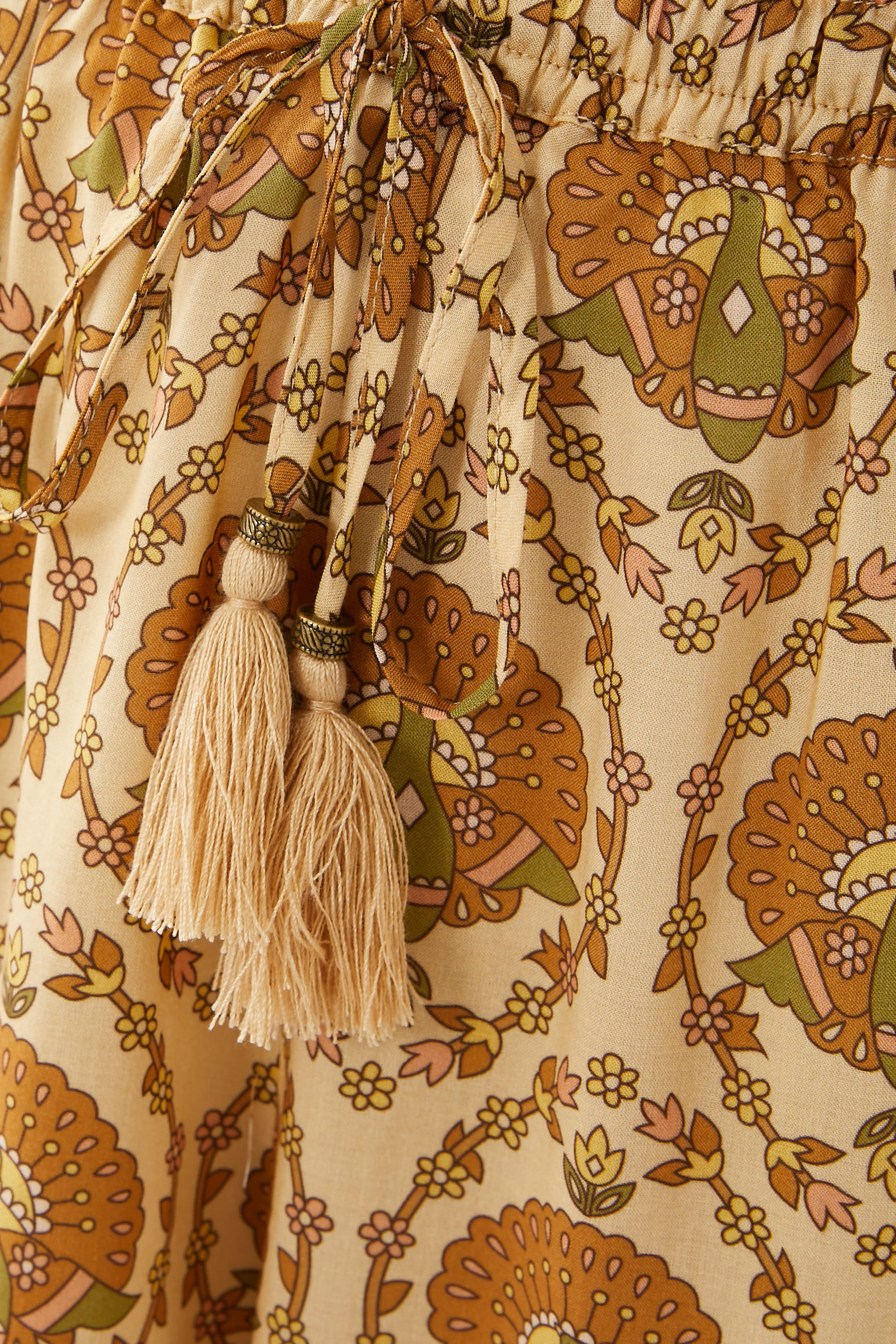 شورت شاتو واسع