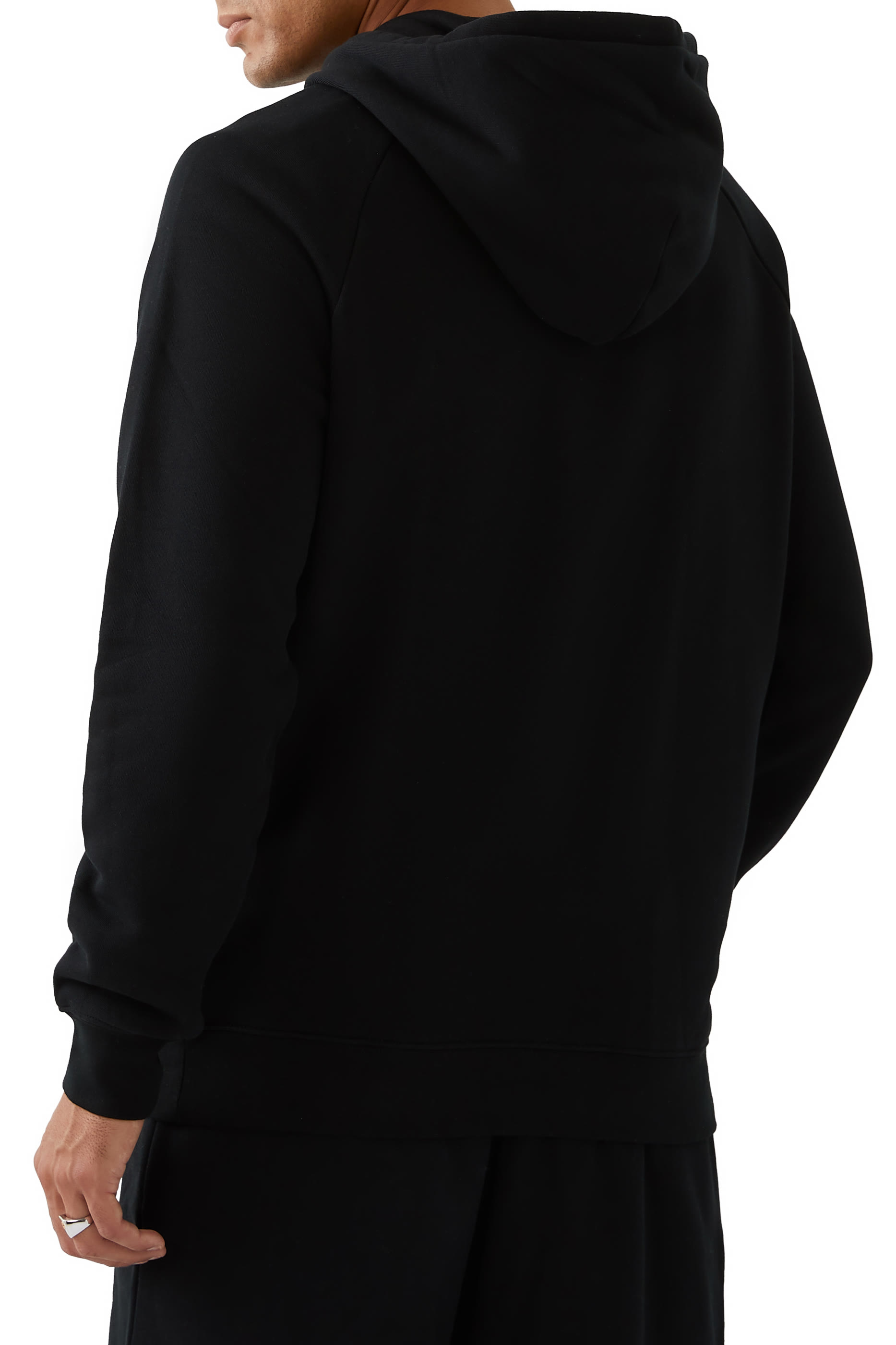 سويت شيرت بغطاء رأس