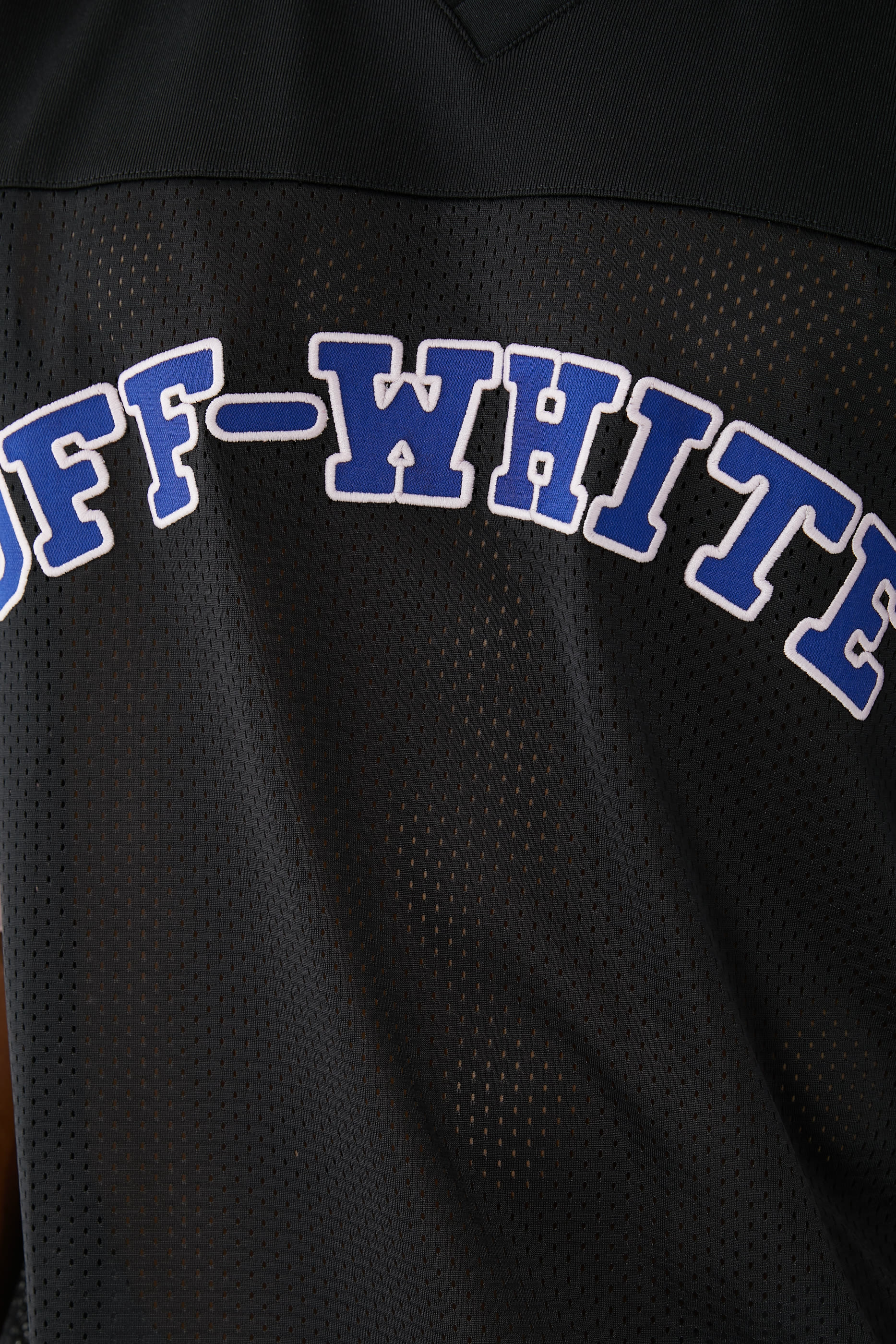 تيشيرت فوتبول قماش شبكي بشعار الماركة